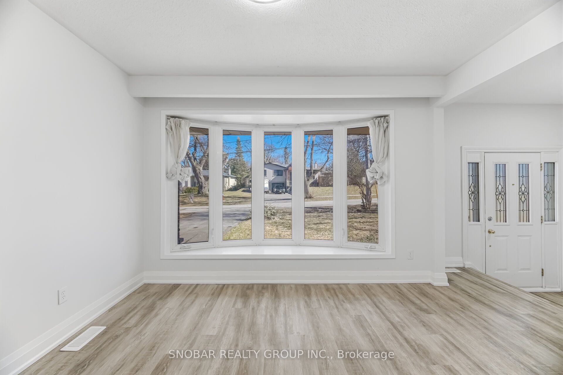 Additional image 4 of 3422 Credit Heights Drive, Mississauga, ON, L5C 2L9