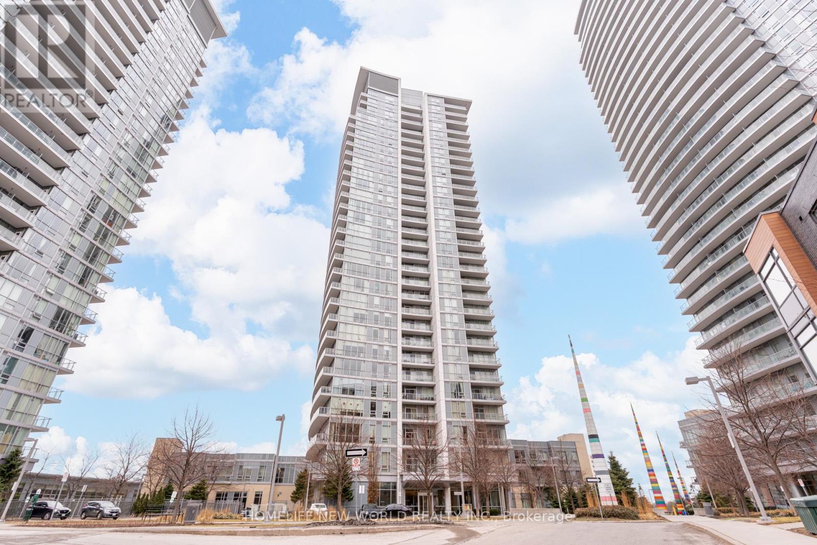 P09-66 Forest Manor Drive, Toronto, ON, M2J0B7