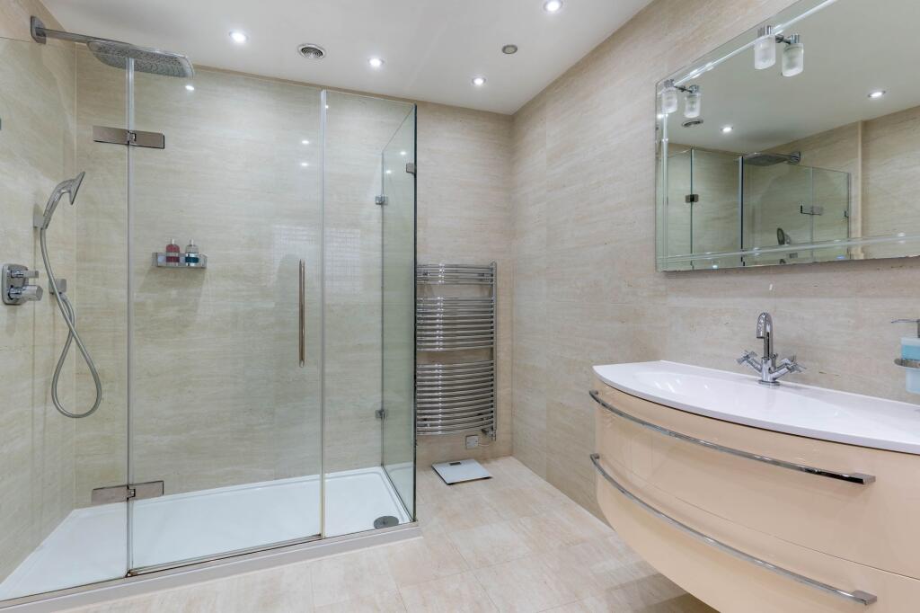 Additional image 15 of Greenhurst Drive, Barnt Green, B45