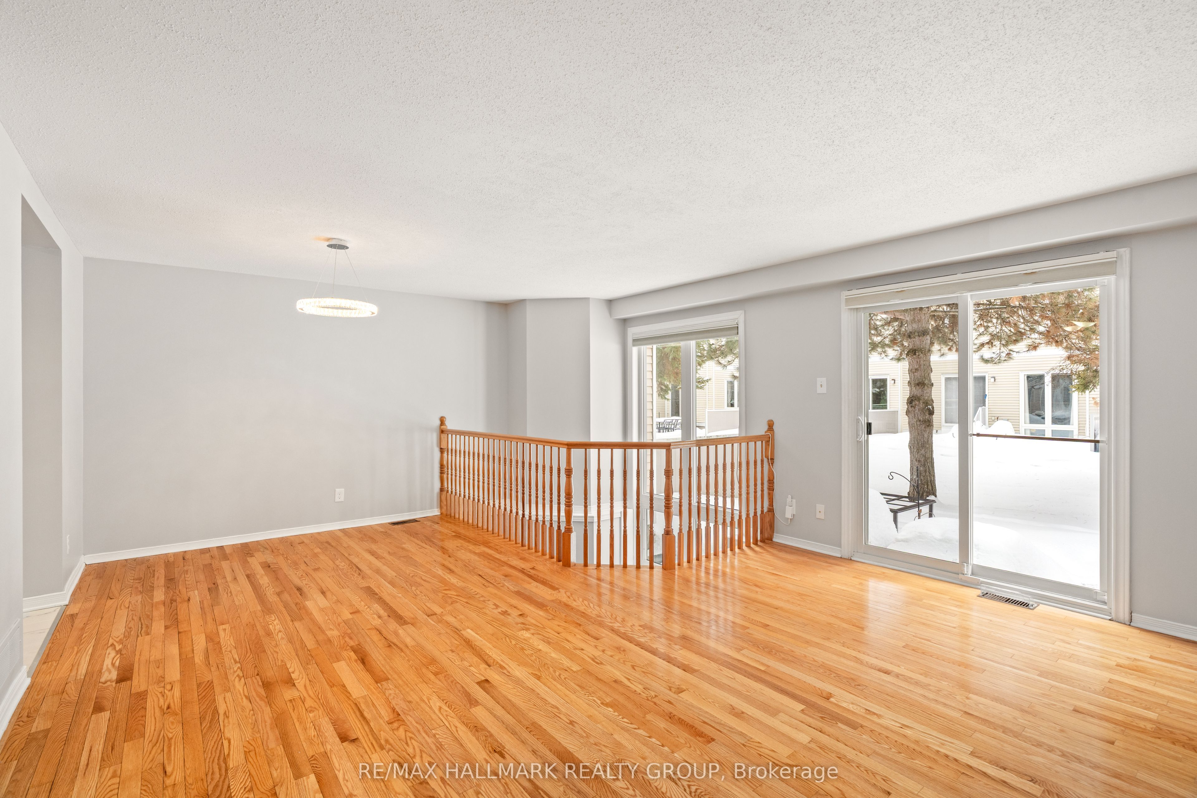 Additional image 6 of 14 Wrenwood Crescent, Ottawa, ON, K2G 5V3