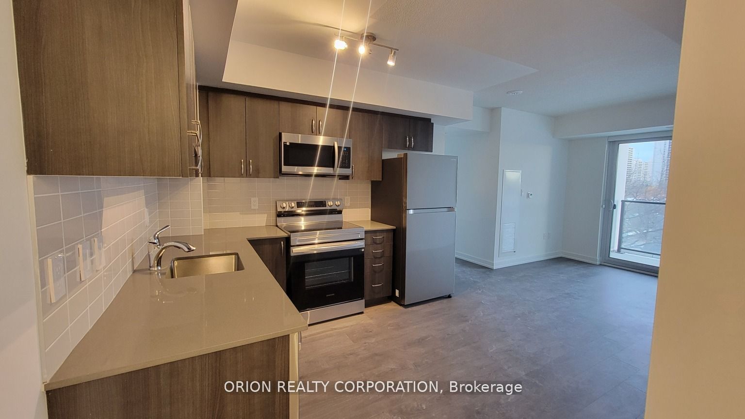 Additional image 4 of 410-556 Marlee Avenue, Toronto, ON, M6B 0B1