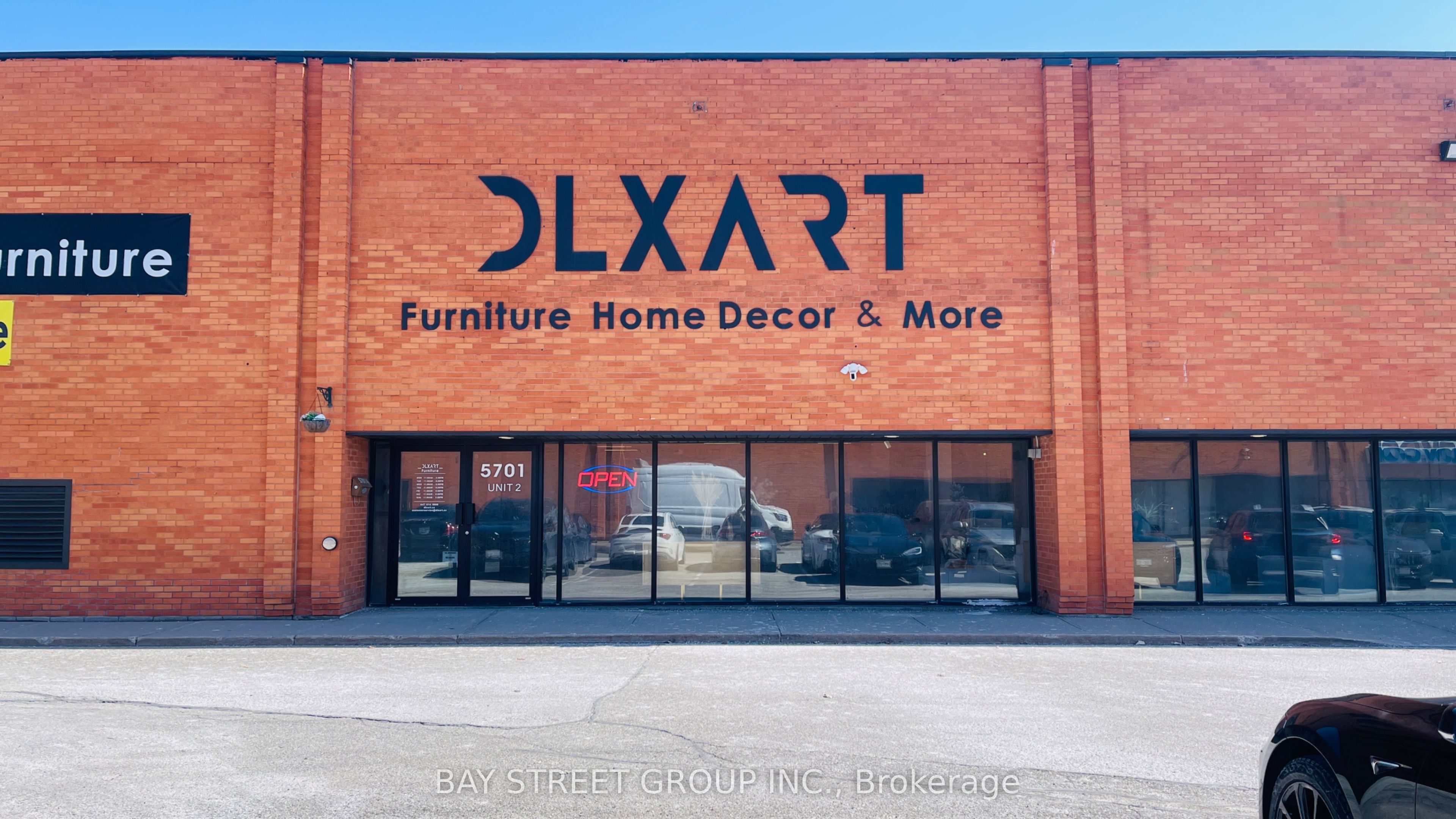 5701 Steeles Avenue W, Toronto, ON, M9L 1S7