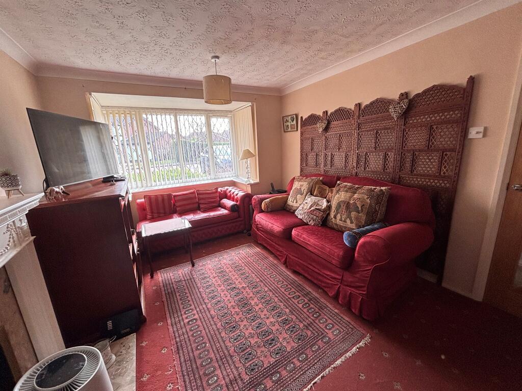 Milesbush Avenue, Birmingham photo 3