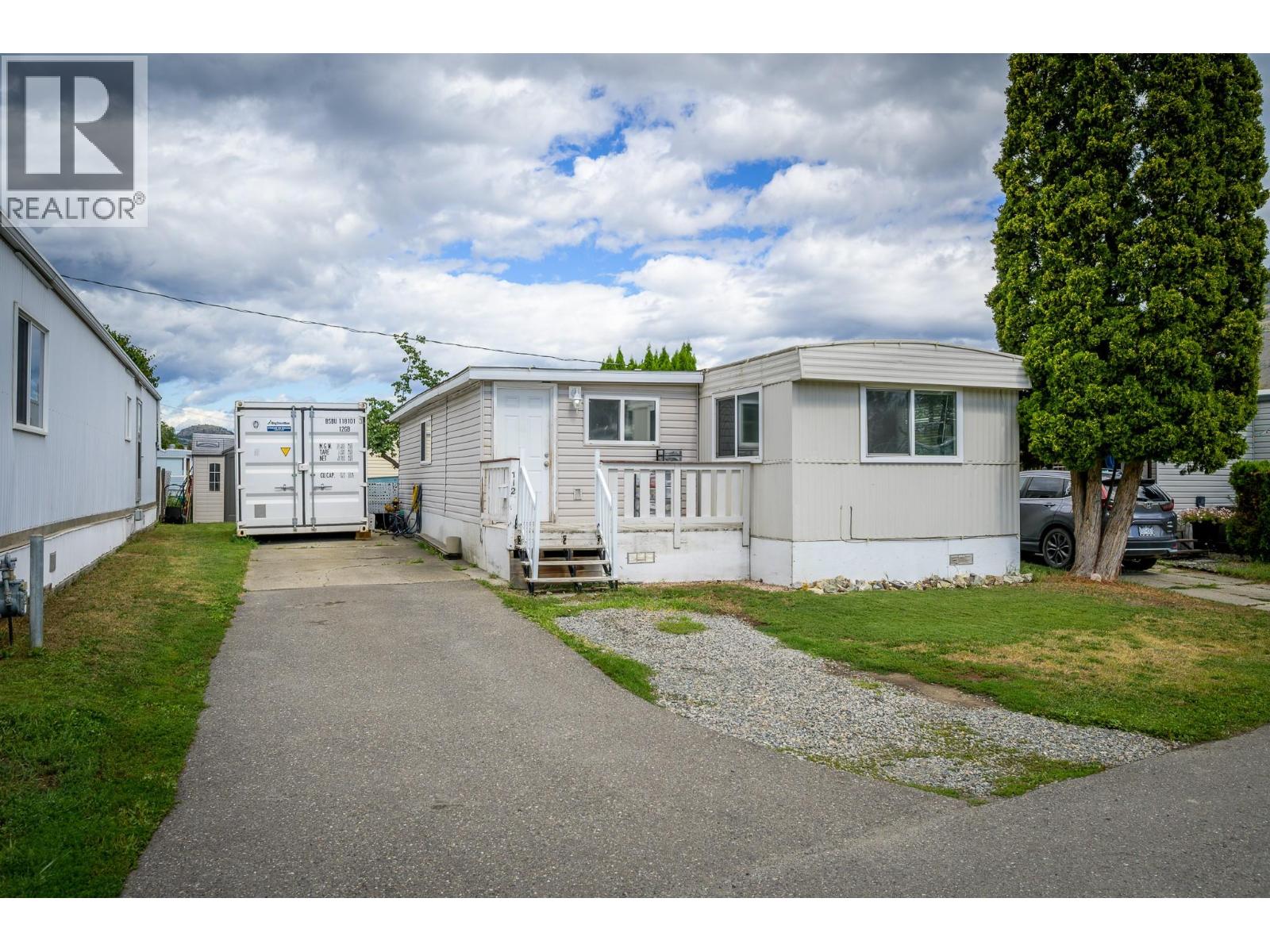 112-2400 Oakdale Way, Kamloops, BC, V2B6W7