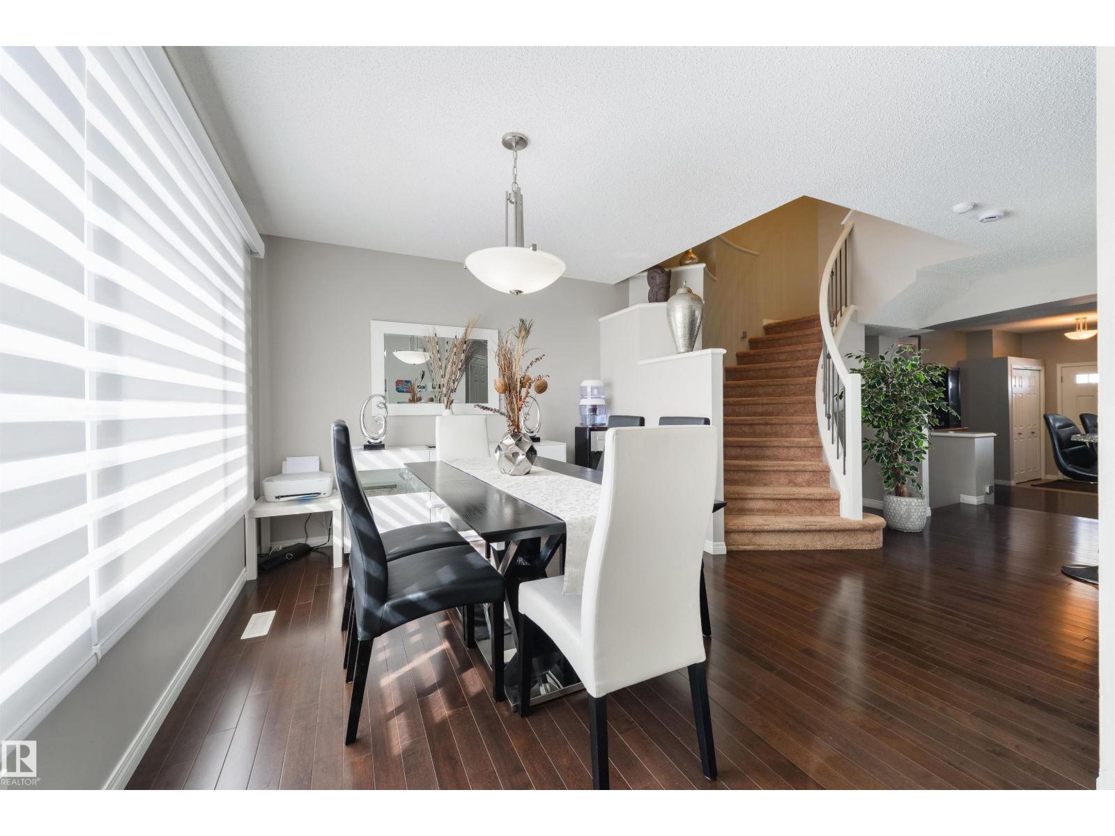 8333 Ellis Crescent NW, Edmonton, AB, T6M0P7