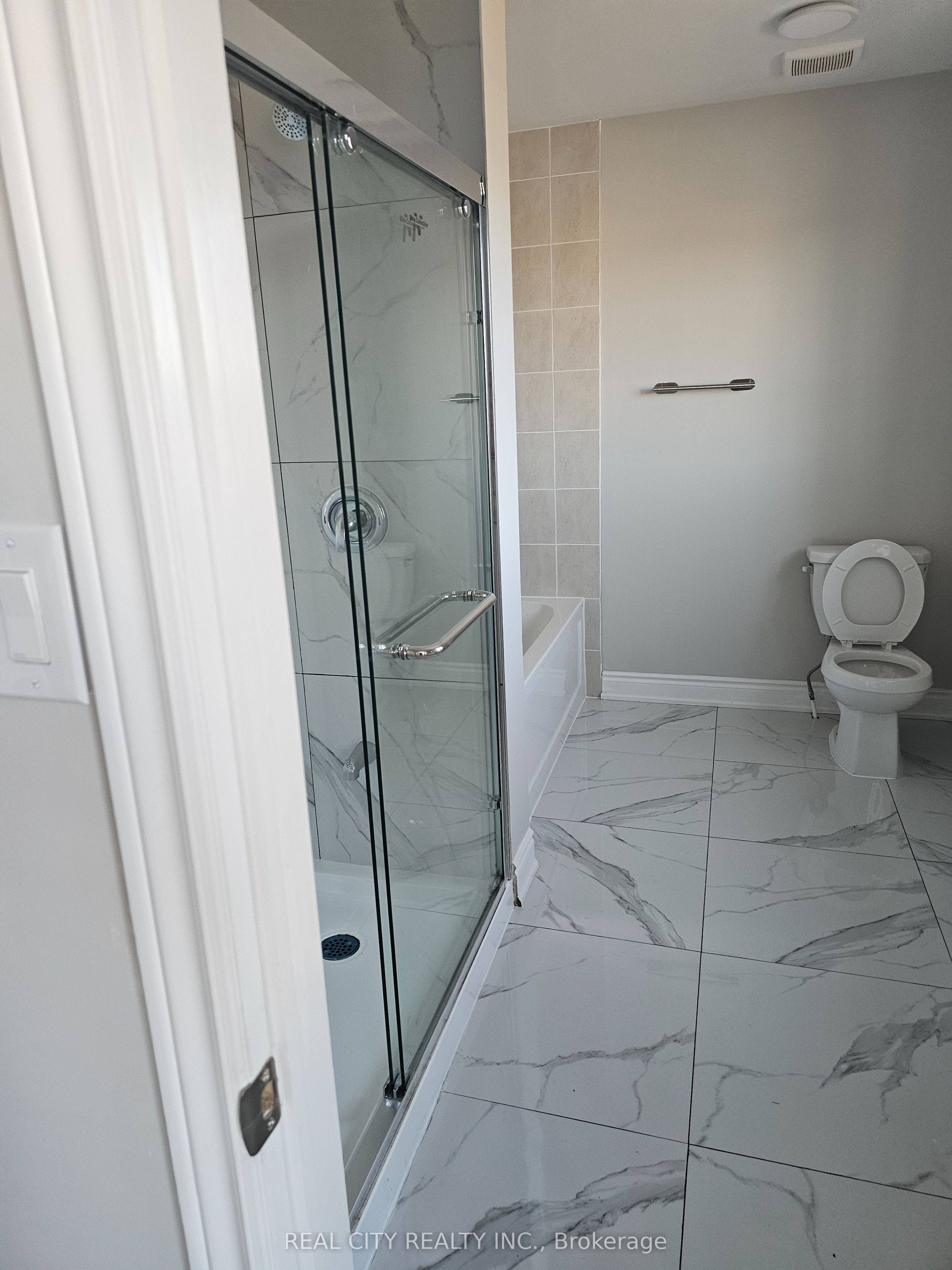 Additional image 3 of 132 Sunset Way, Thorold, ON, L0S 1A0