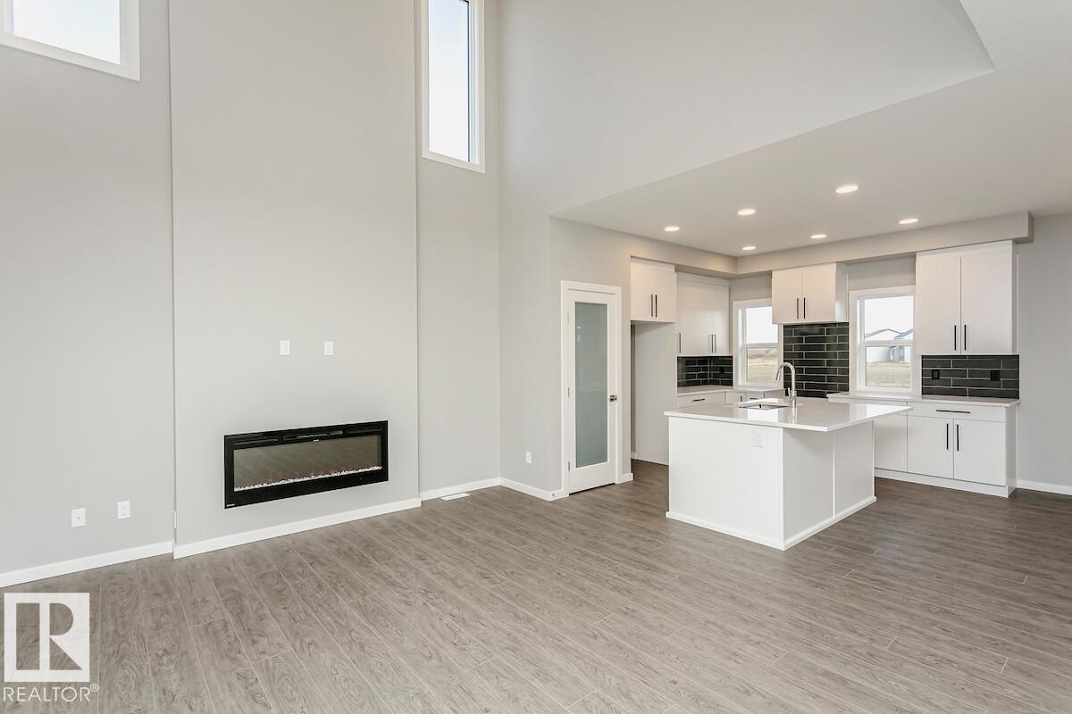Additional image 4 of 332 173 Avenue NW, Edmonton, AB, T5Y4G6