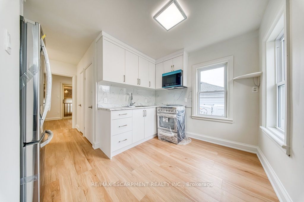 Additional image 4 of 22 David Avenue, Hamilton, ON, L9A 3V1
