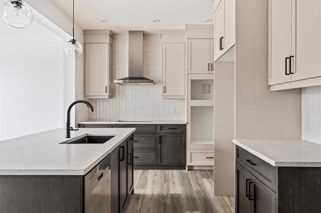 Additional image 4 of 215 Silver Spruce Grove SW, Calgary, AB, T2X 5M2