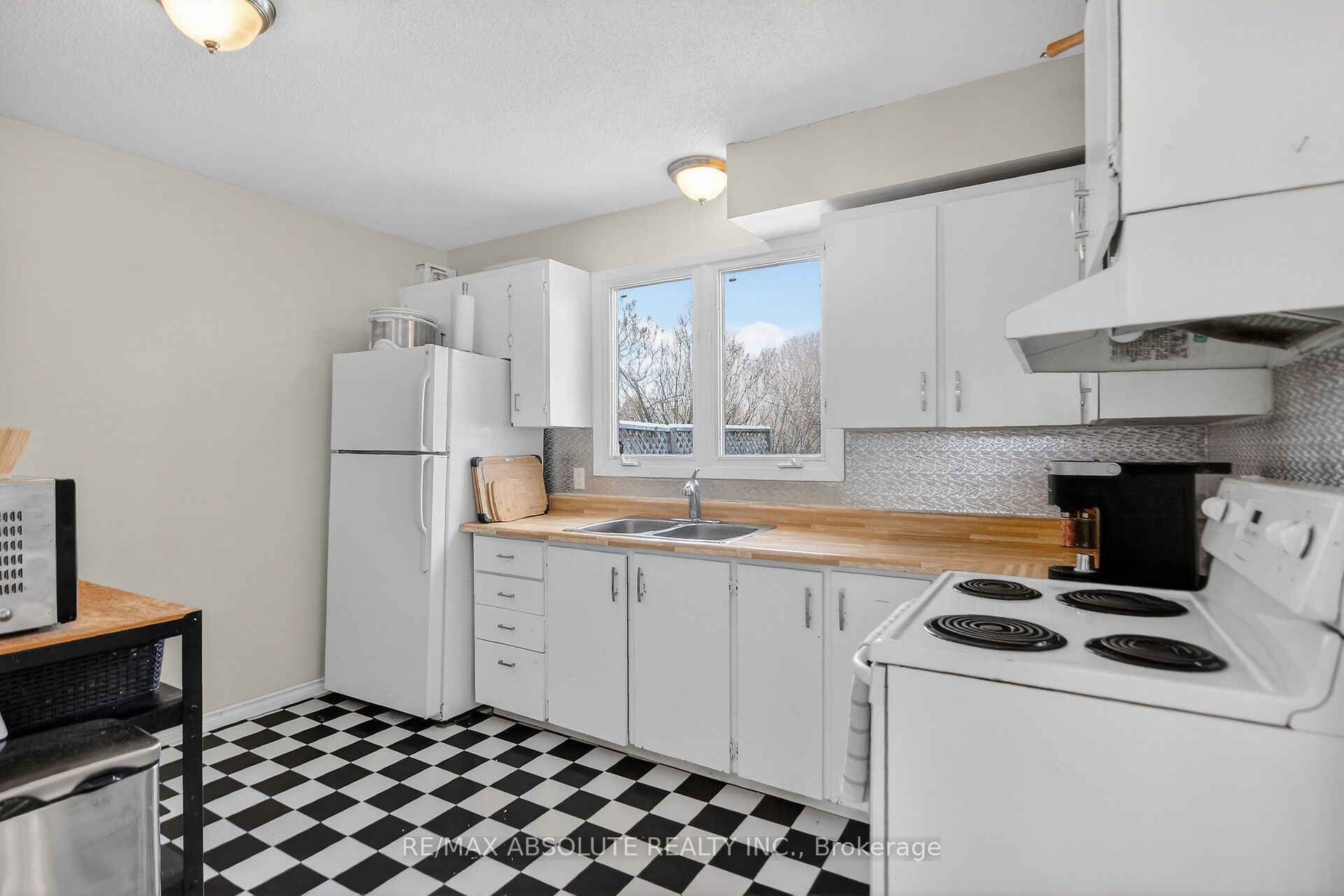 Additional image 5 of 12-68 King Street, Ottawa, ON, K0A 2Z0