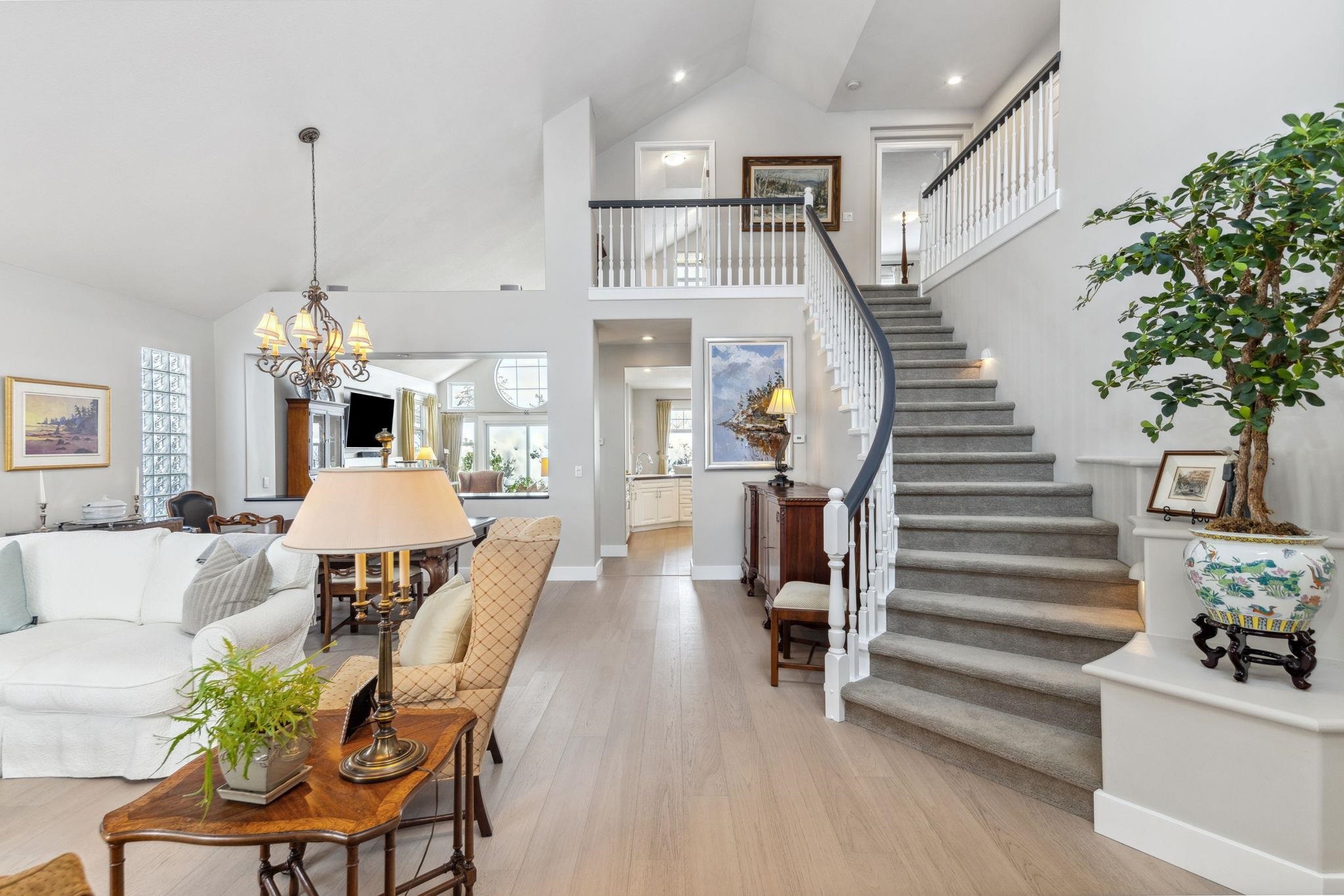 Additional image 3 of 1-5110 Alderfeild Place, West Vancouver, BC, V7W 2W7