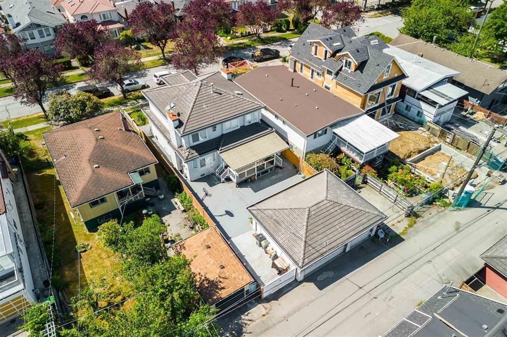 Additional image 2 of 1033 39th Avenue E, Vancouver, BC, V5W 1K9