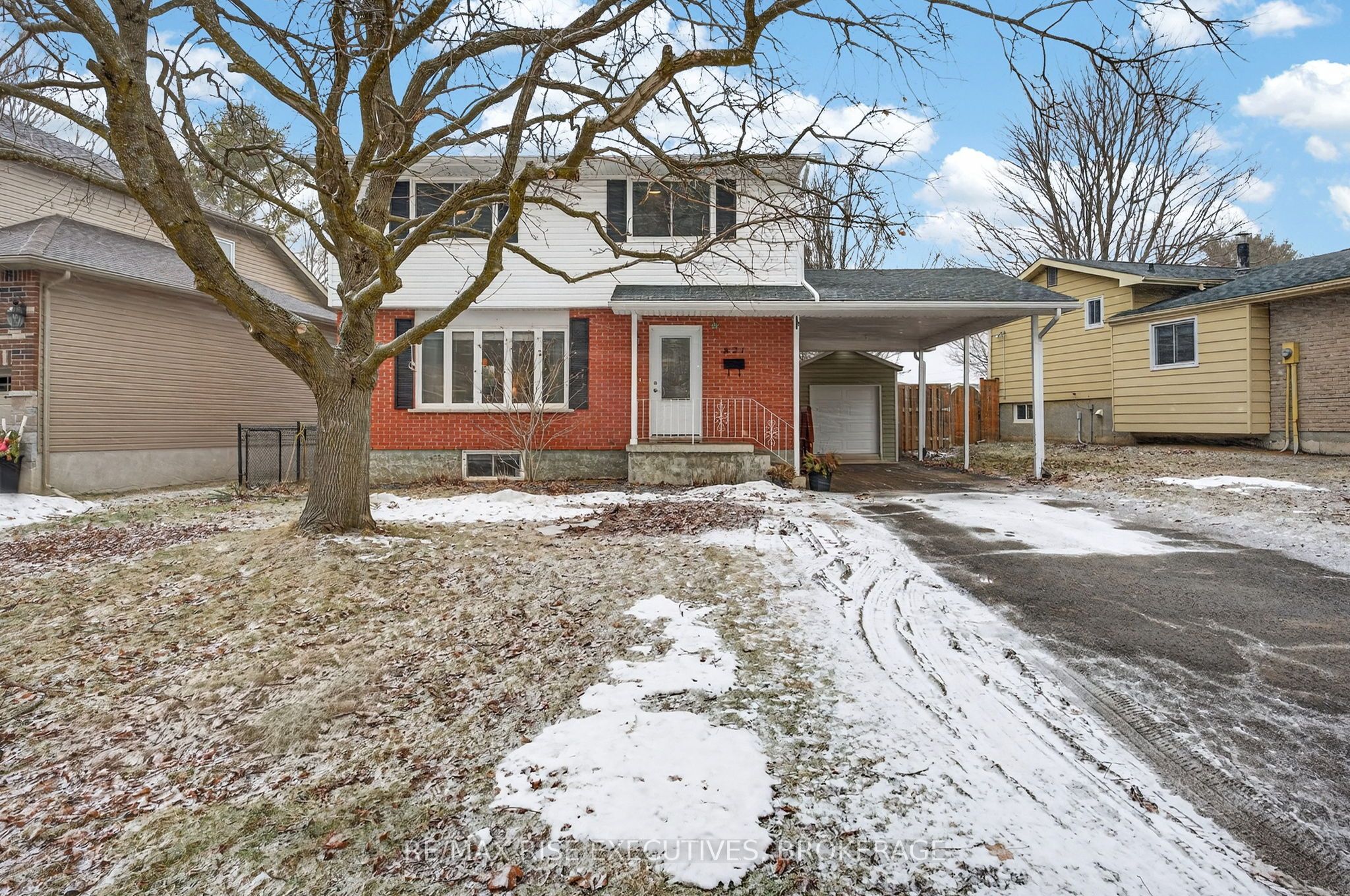 821 Mona Drive, Kingston, ON, K7M 6Z7
