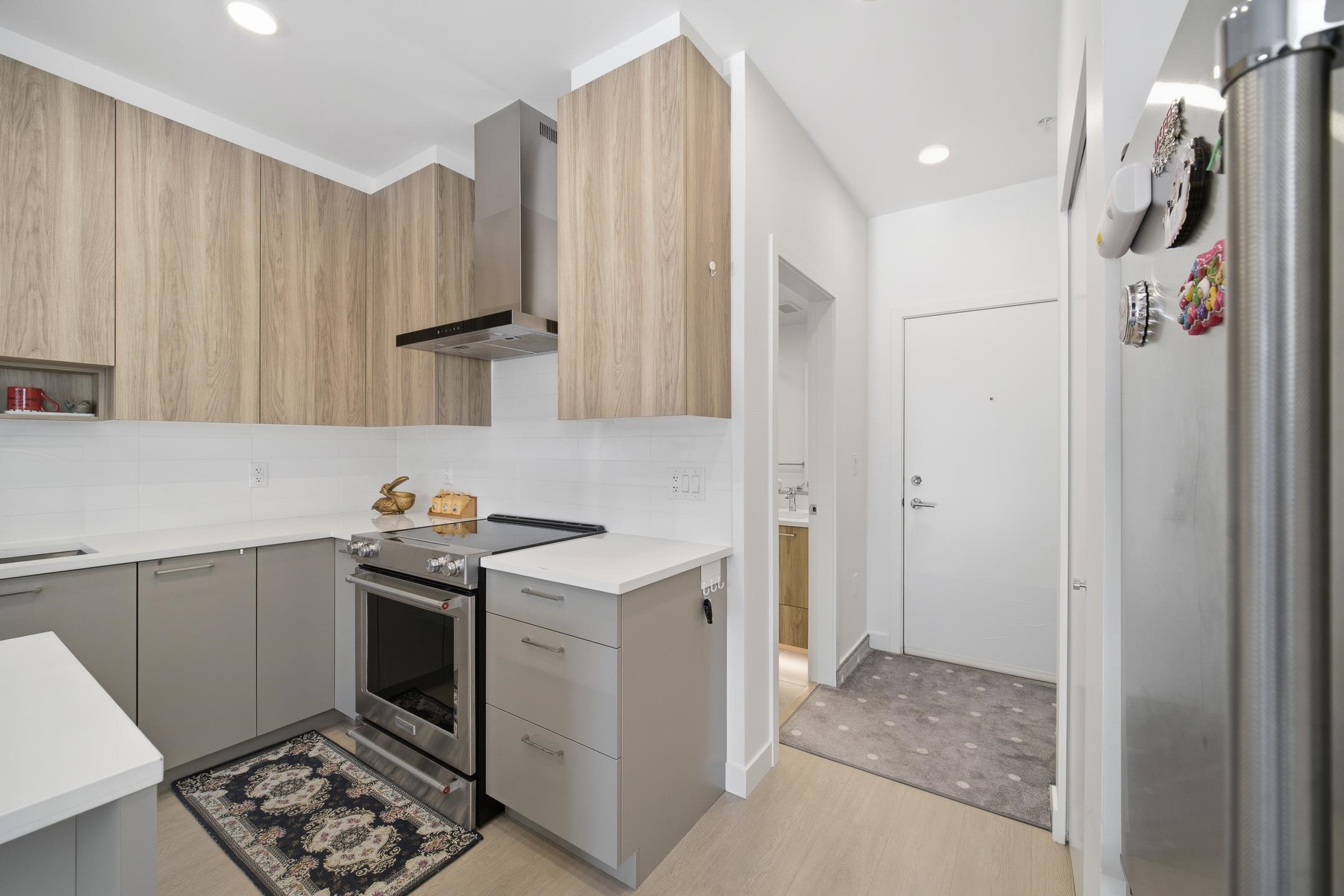 Additional image 5 of 309-7588 16th Street, Burnaby, BC, V3N 0H8