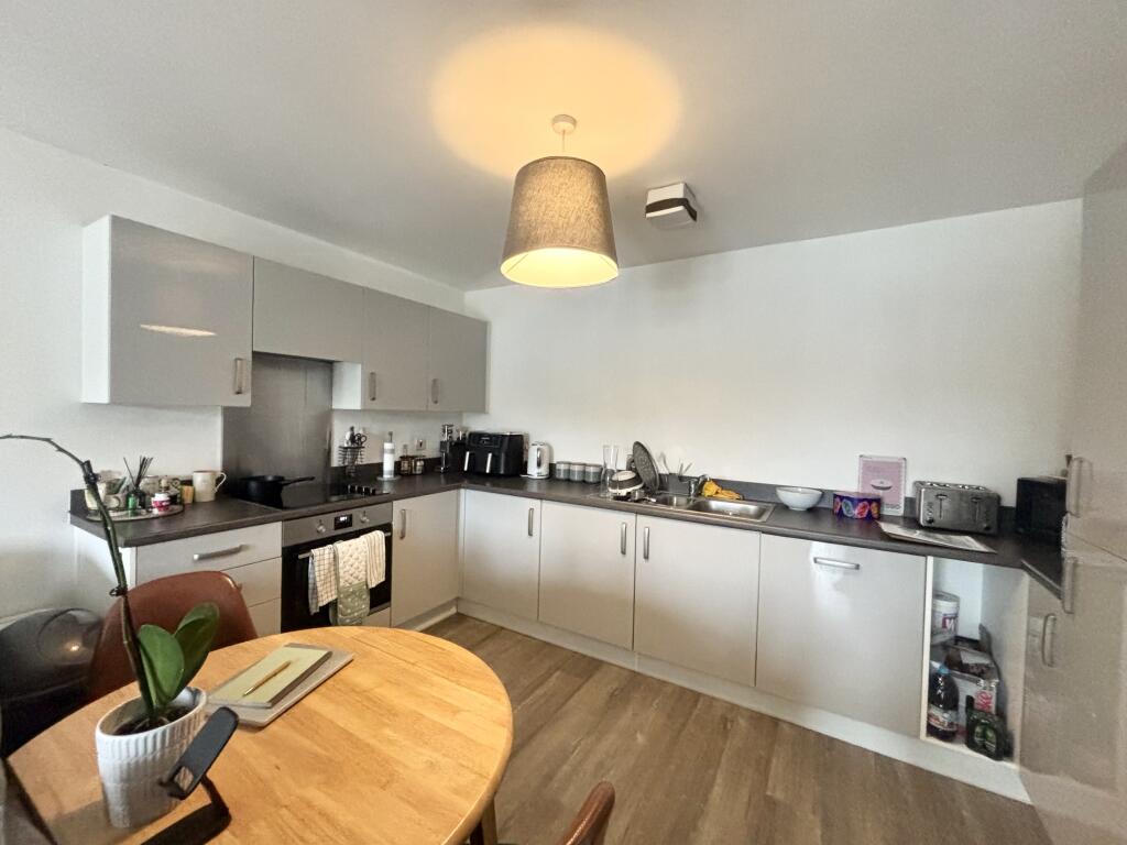 Crouch Court, Tanners way, B29 photo 2