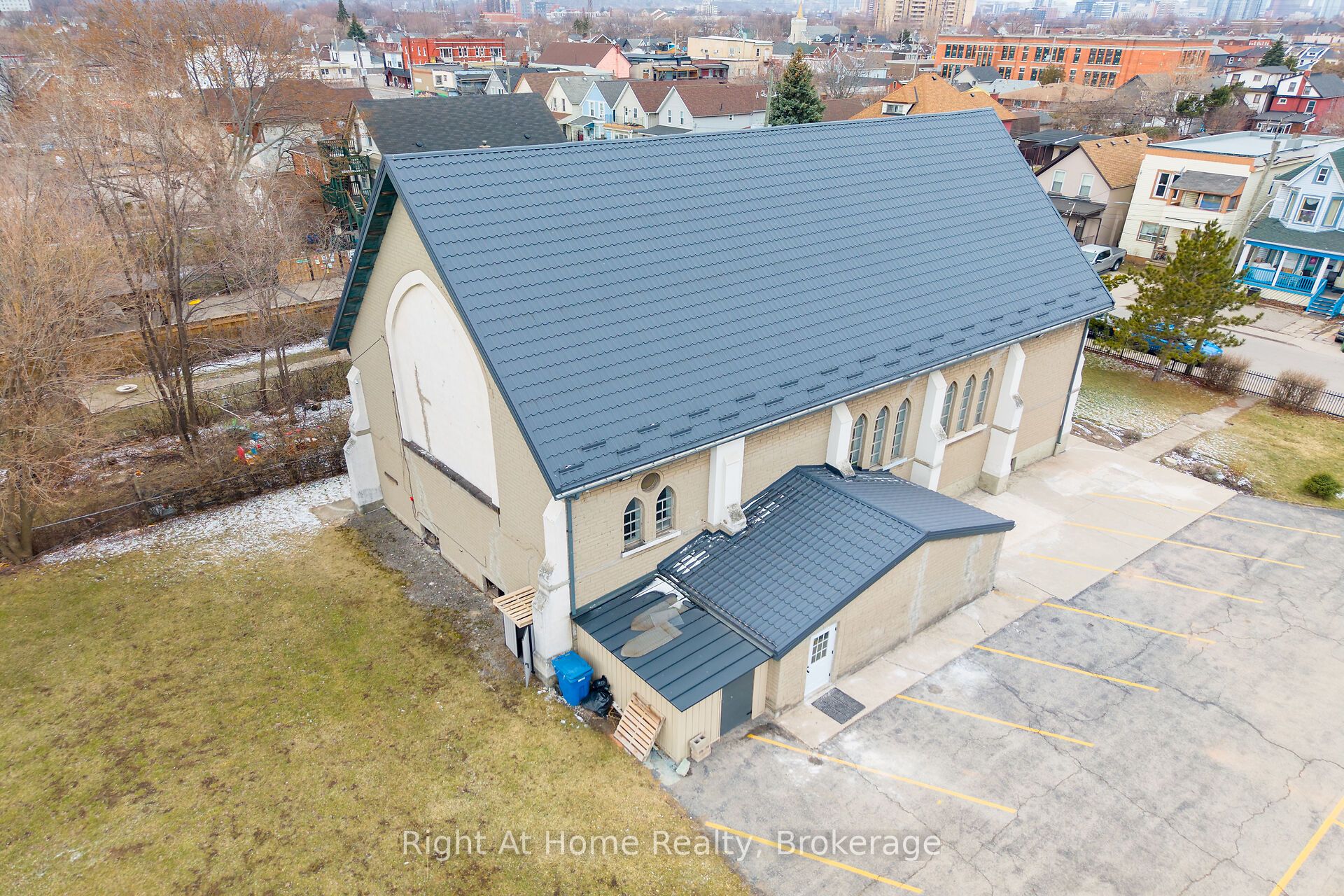 Additional image 4 of 50 Earl Street, Hamilton, ON, L8L 6L2