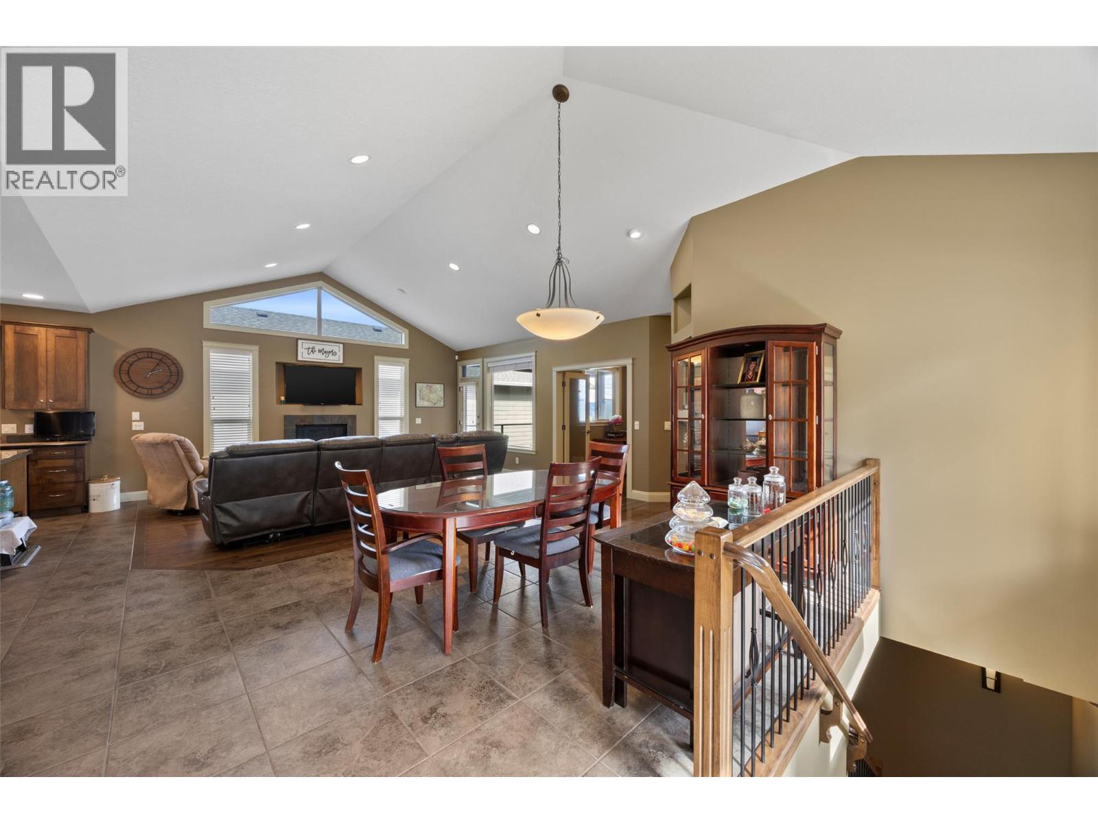 Additional image 5 of 2510 Willowbrae Court, Kamloops, BC, V1S2B2