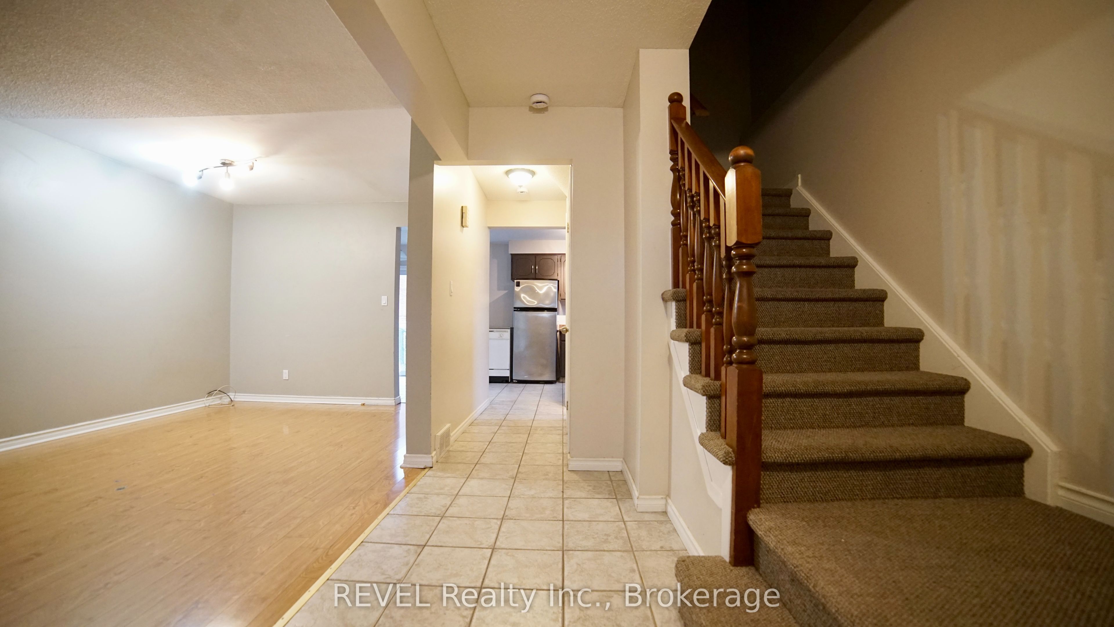 Additional image 2 of 32 Vintage Crescent, St. Catharines, ON, L2S 3C3