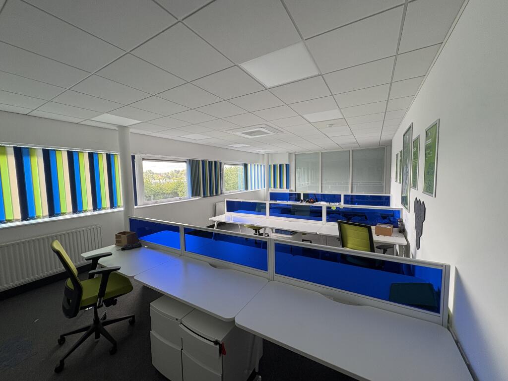 Additional image 4 of 10-12 Castle Road, Kings Norton Business Centre, Birmingham