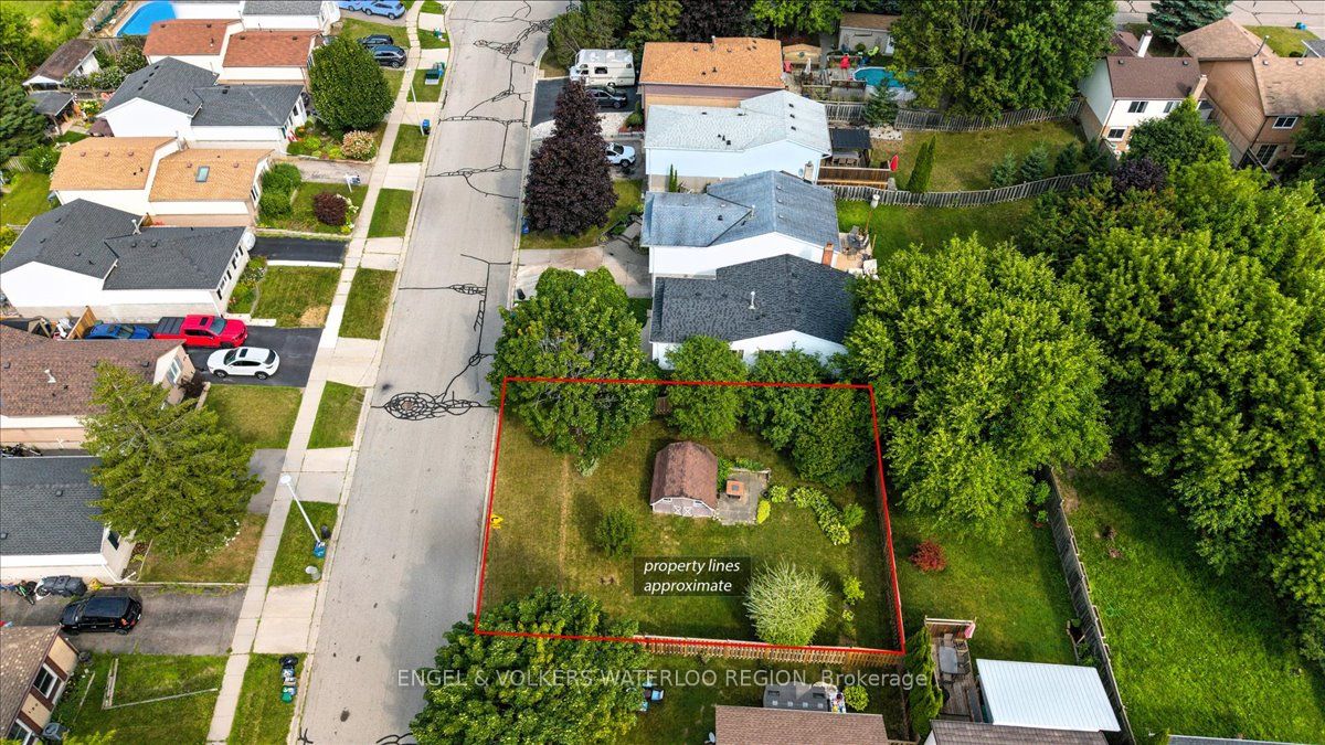 71 Bradbury Crescent, Cambridge, ON, N1R 7A3