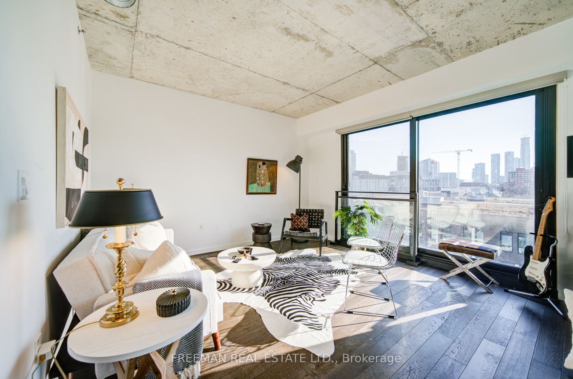 PH 37-47 Lower River Street, Toronto, ON, M5A 0G1