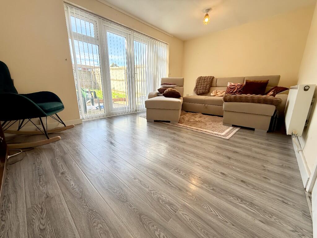 Wolseley Close, Smiths Wood photo 2