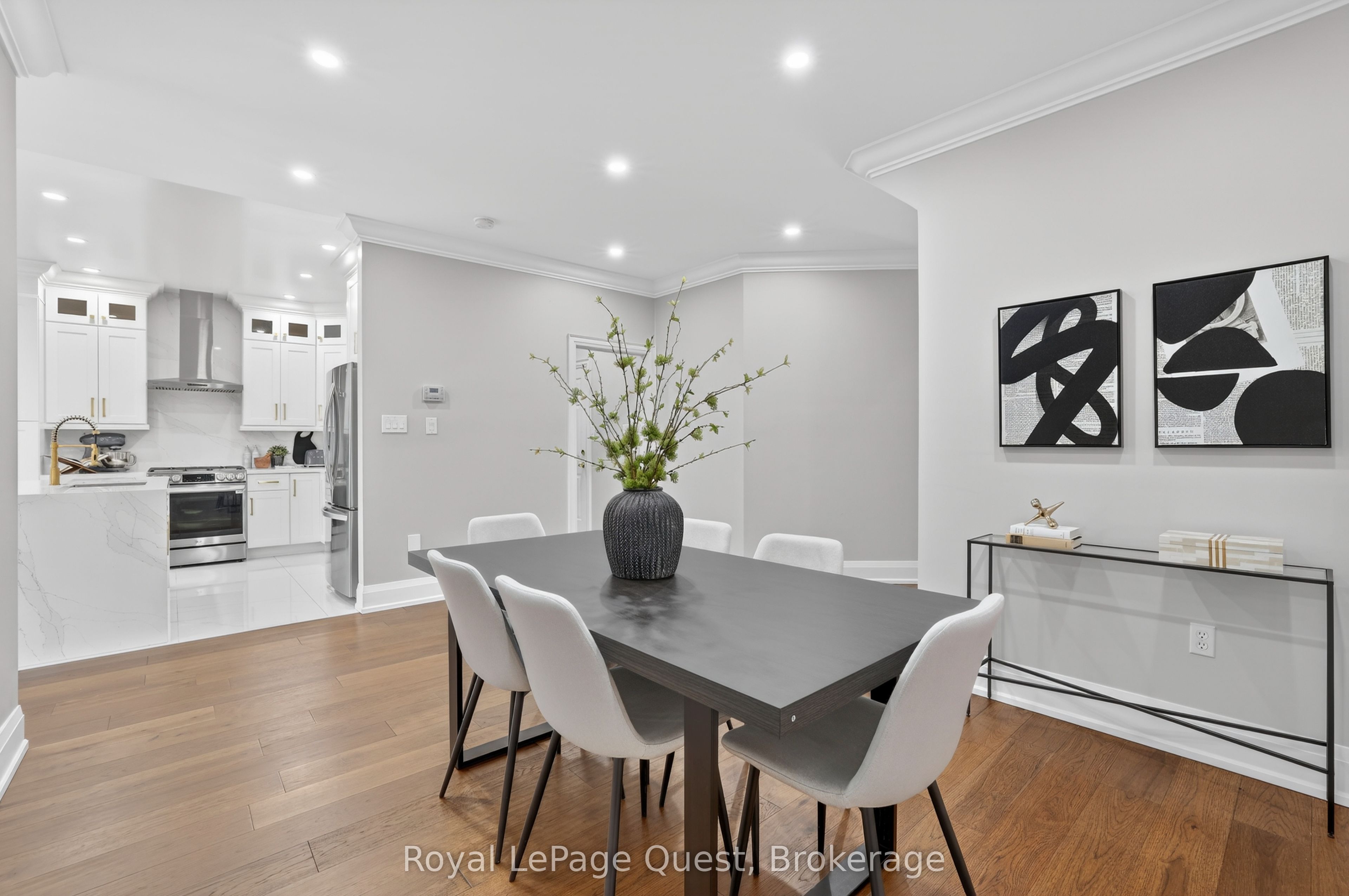 Additional image 5 of 153 Woodbury Crescent, Newmarket, ON, L3X 2S5