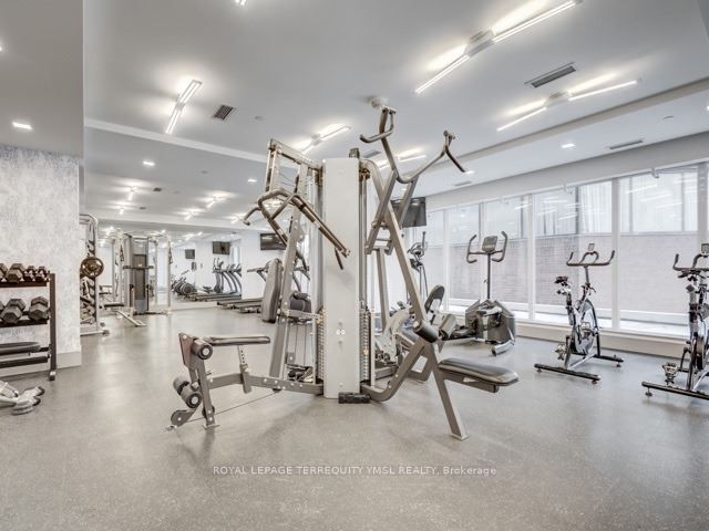 411-58 Orchard View Boulevard, Toronto, ON, M4R 0A2 photo 4