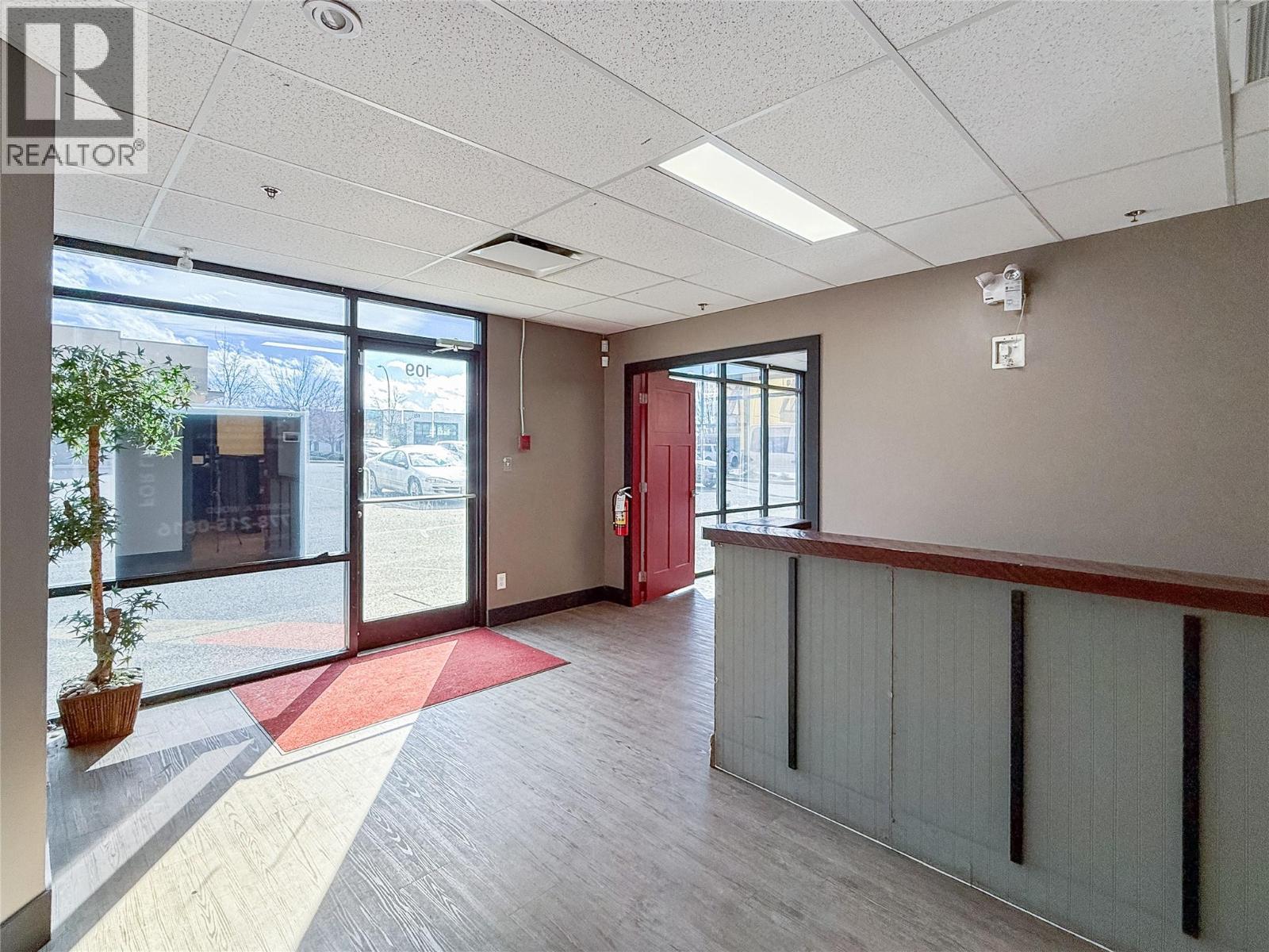 109B-140 Commercial Drive, Kelowna, BC, V1Y9K3