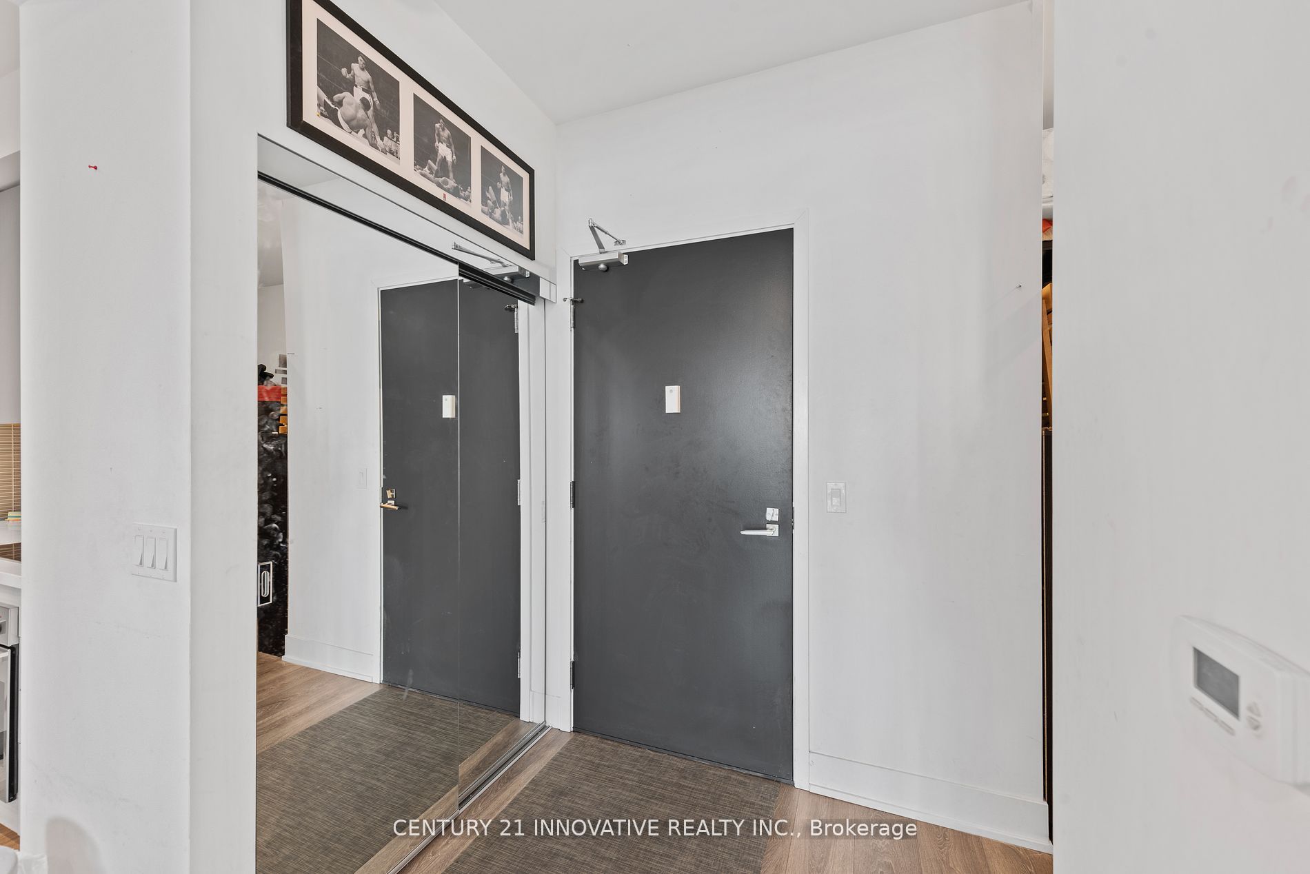 2504-2908 7 Highway, Vaughan, ON, L4K 0K5