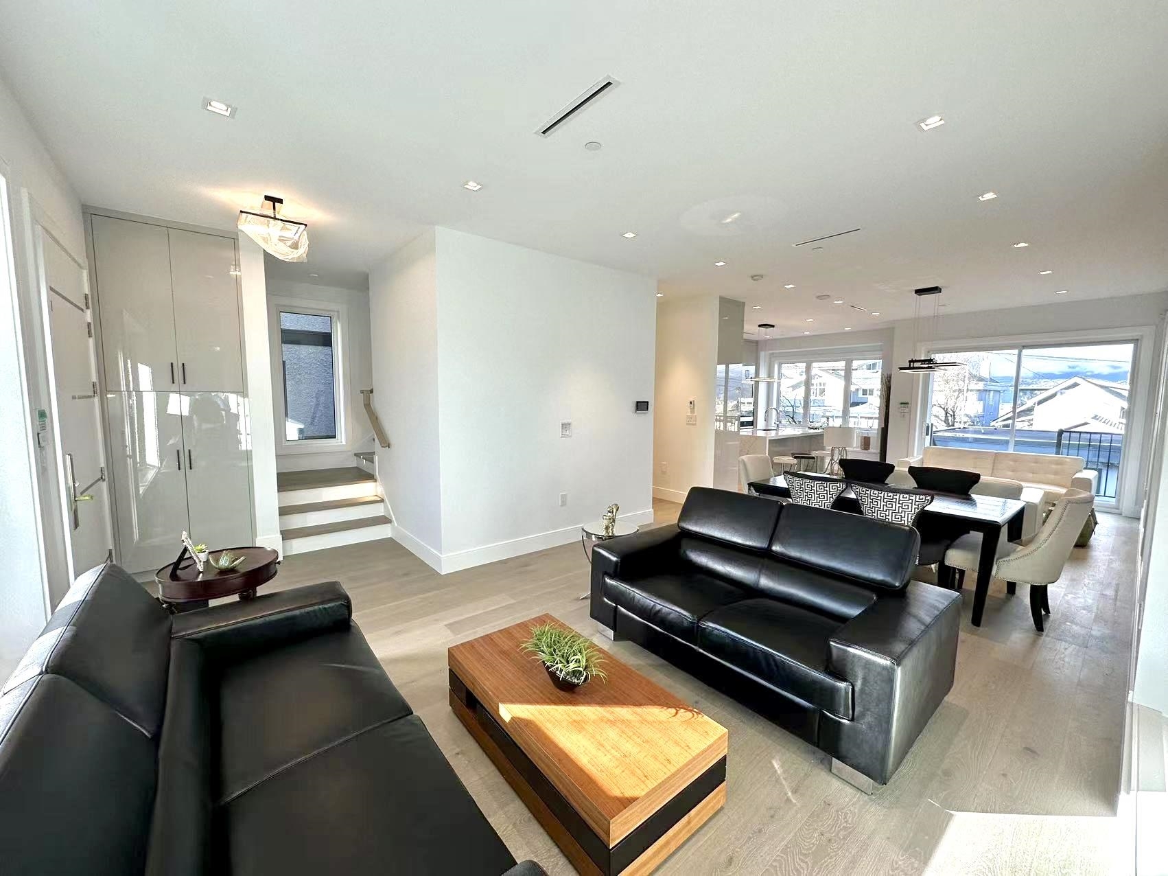 Additional image 4 of 3349 19th Avenue W, Vancouver, BC, V6S 1C1
