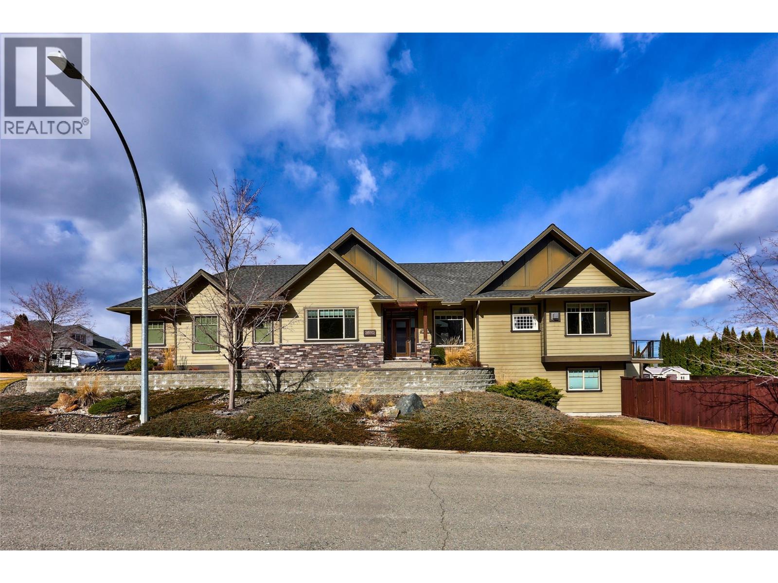2510 Willowbrae Court, Kamloops, BC, V1S2B2