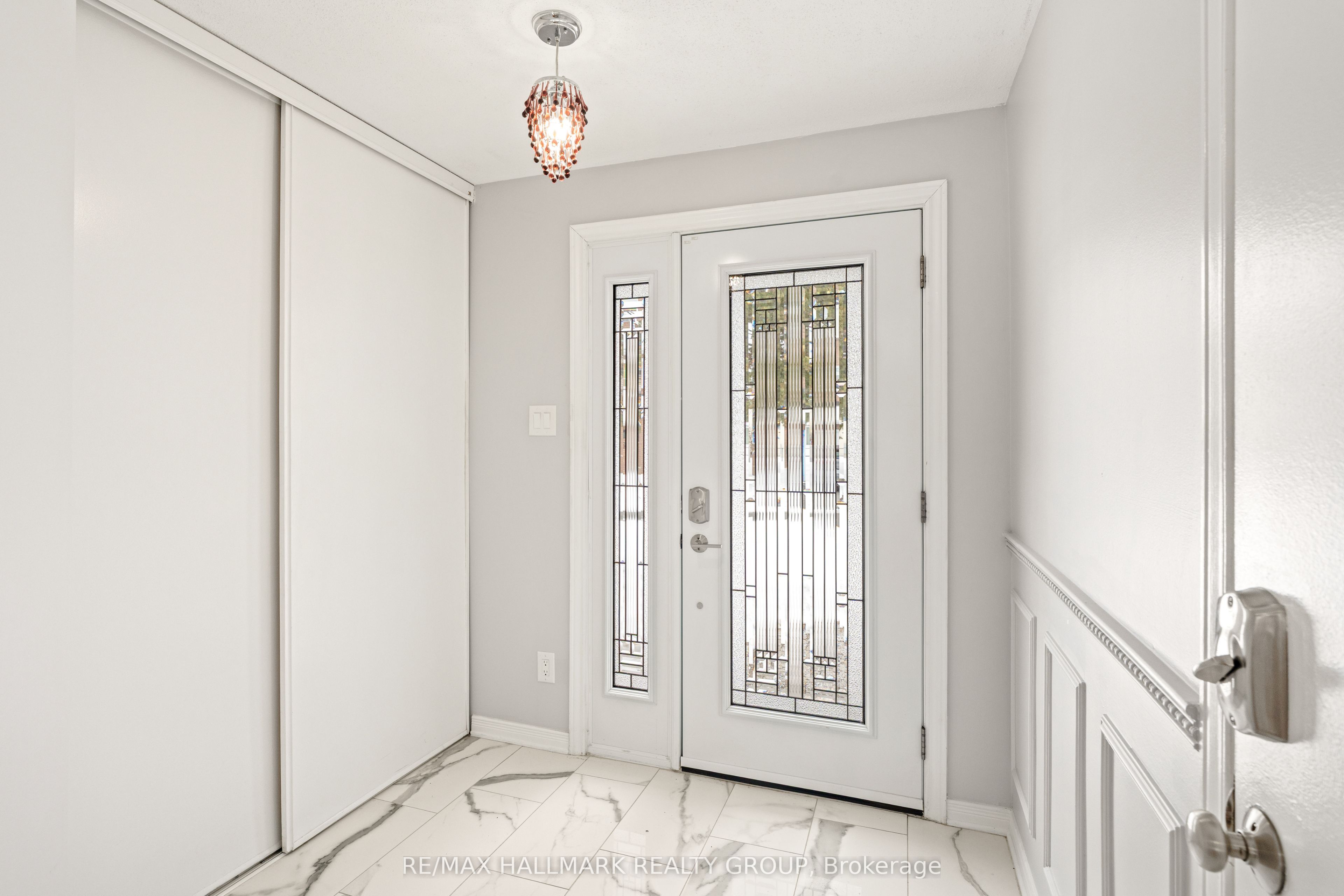 Additional image 3 of 14 Wrenwood Crescent, Ottawa, ON, K2G 5V3