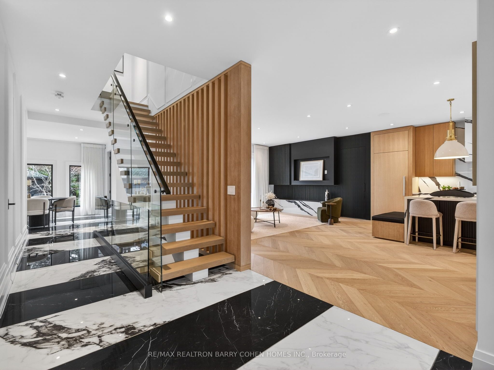 Additional image 4 of 62 Maple Avenue, Toronto, ON, M4W 2T7
