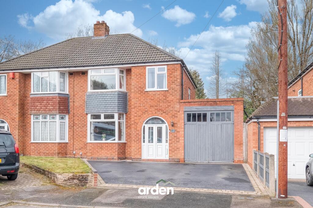 The Morelands, Birmingham, B31