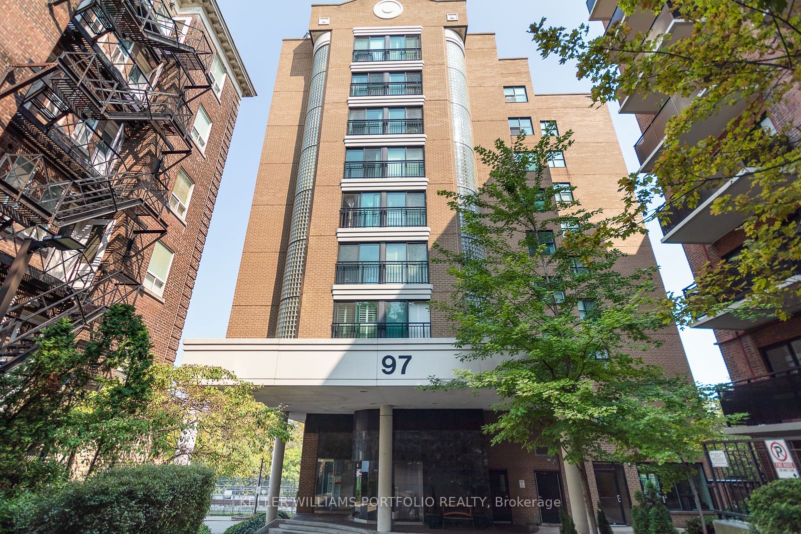 604-97 Lawton Boulevard, Toronto, ON, M4V 1Z6