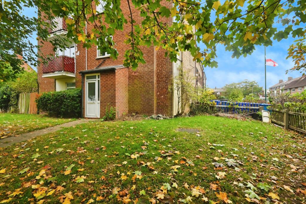 Foxwood Grove, Birmingham photo 4