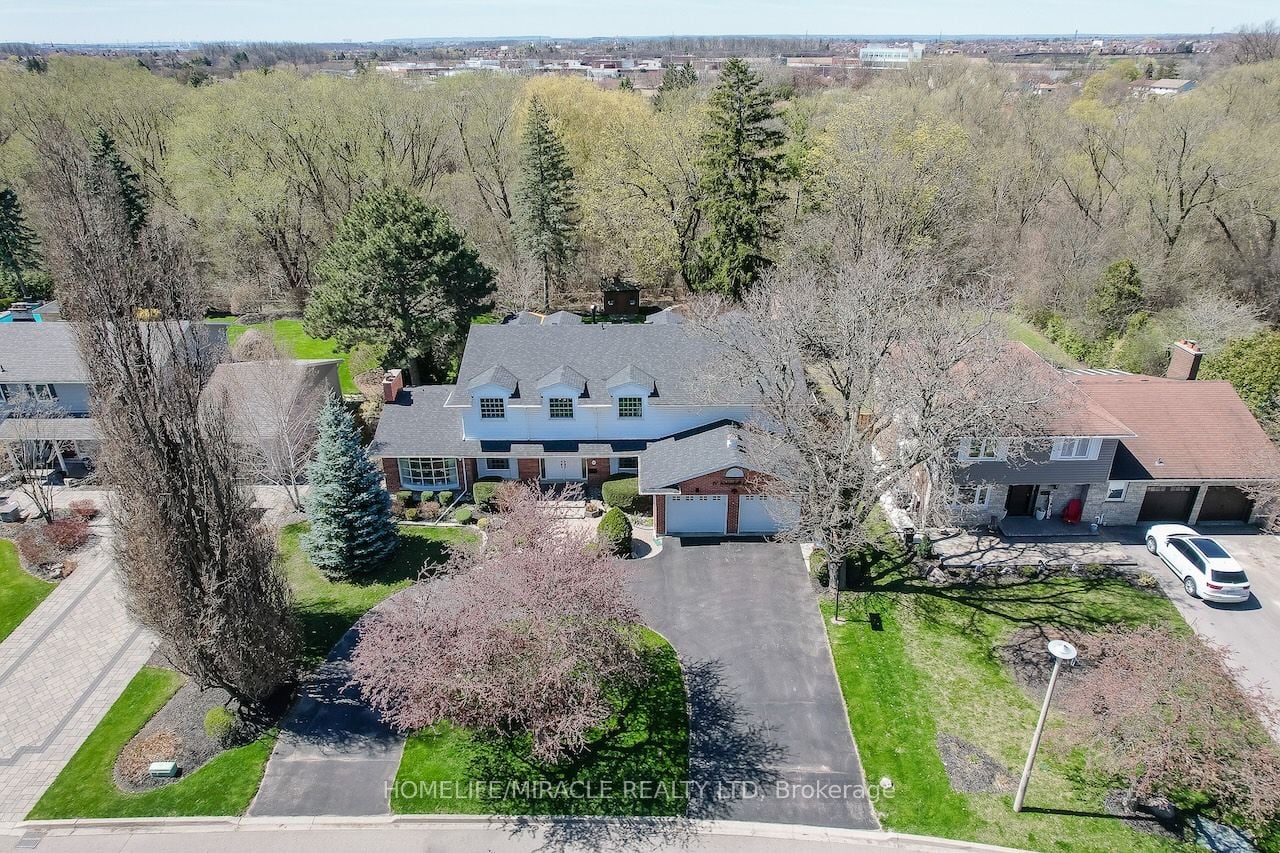 Additional image 2 of 17 Ridgehill Drive, Brampton, ON, L6Y 2C3
