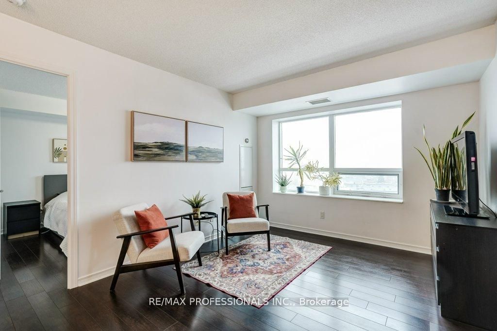 Additional image 4 of 930-60 Heintzman Street, Toronto, ON, M6P 5A1