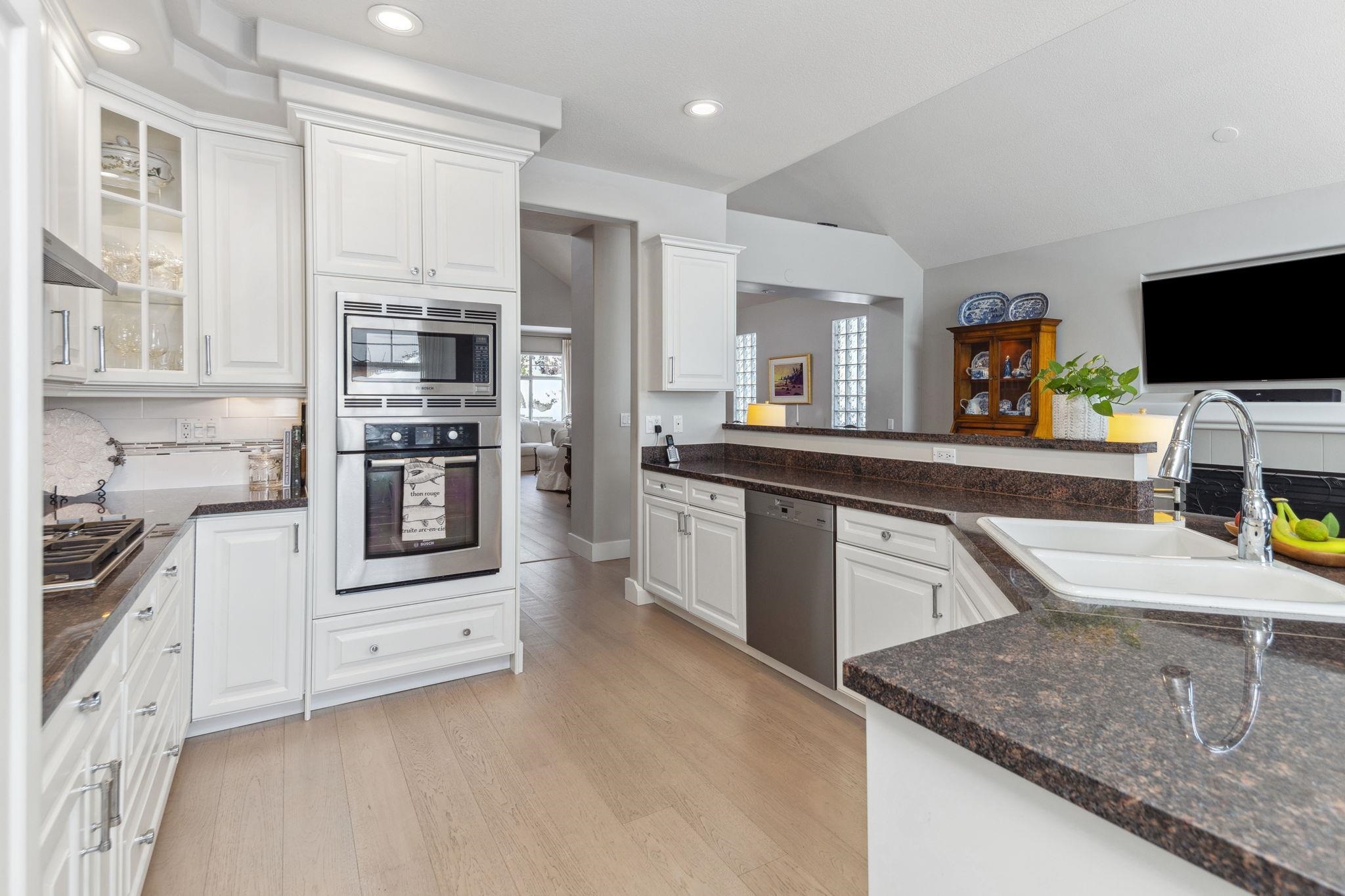Additional image 5 of 1-5110 Alderfeild Place, West Vancouver, BC, V7W 2W7