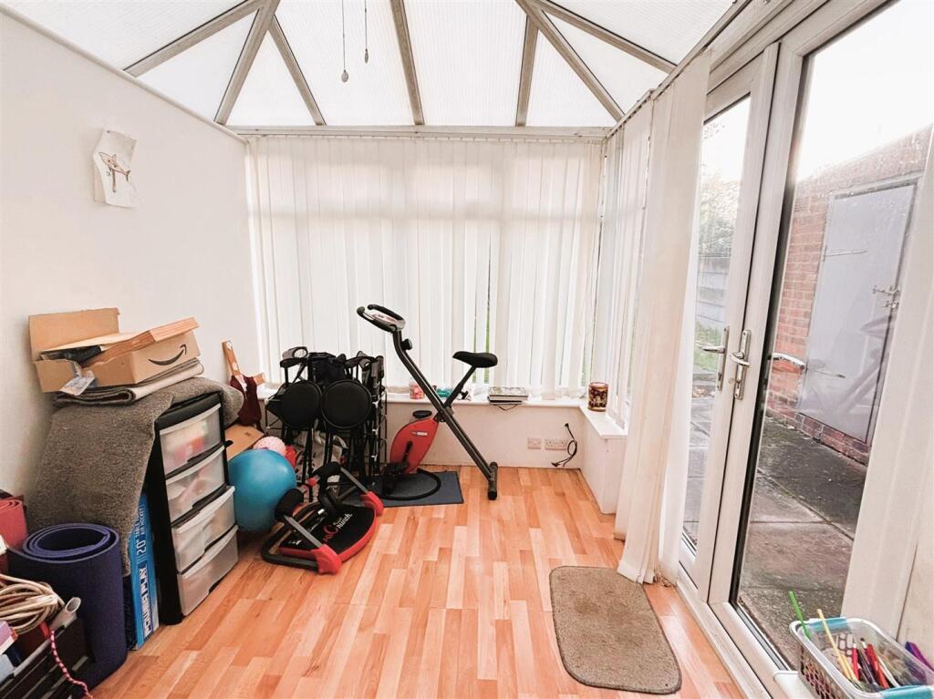 Clopton Road, Sheldon, Birmingham photo 5