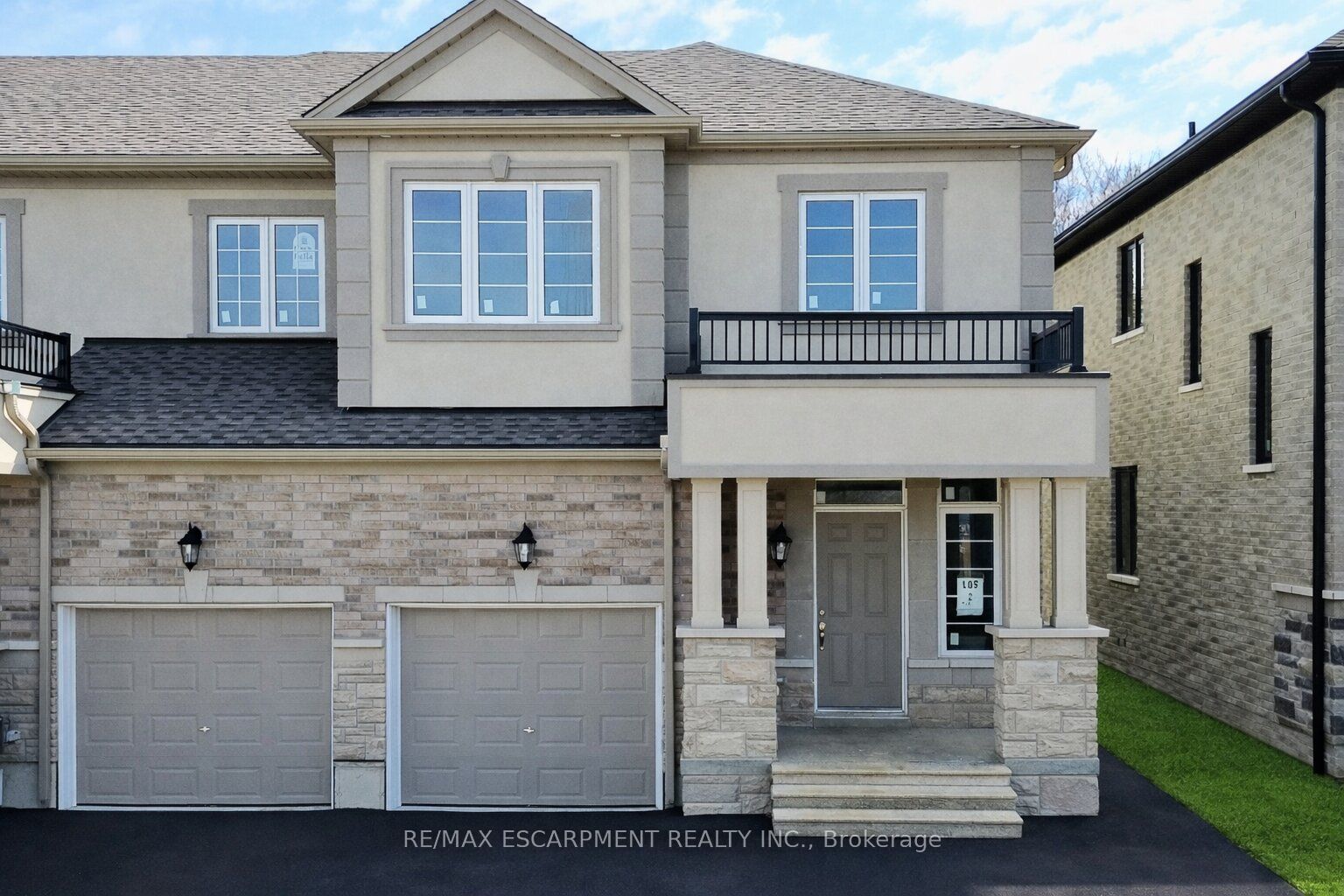 15 Davinci Boulevard, Hamilton, ON, L9B 1B7
