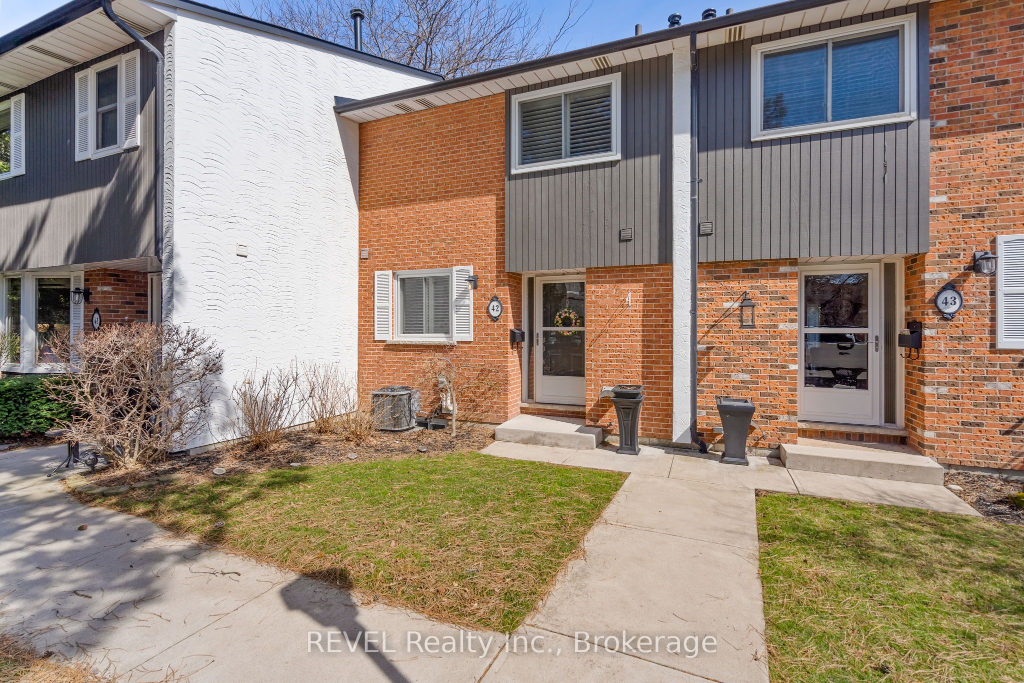 42-77 Linwell Road, St. Catharines, ON, L2N 6R1
