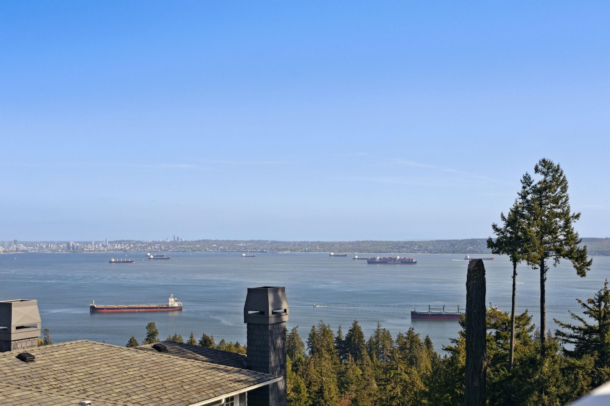 Additional image 2 of 1-5110 Alderfeild Place, West Vancouver, BC, V7W 2W7