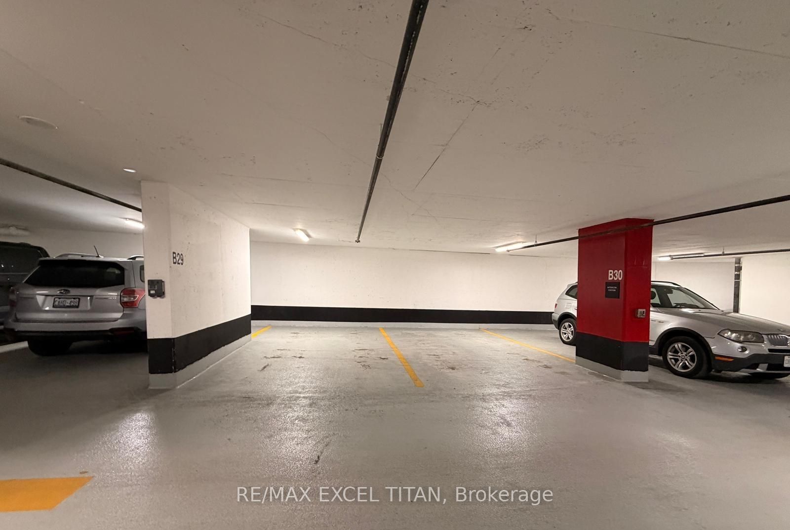 P2-B34-25 Neighbourhood Lane, Toronto, ON, M8Y 0C4