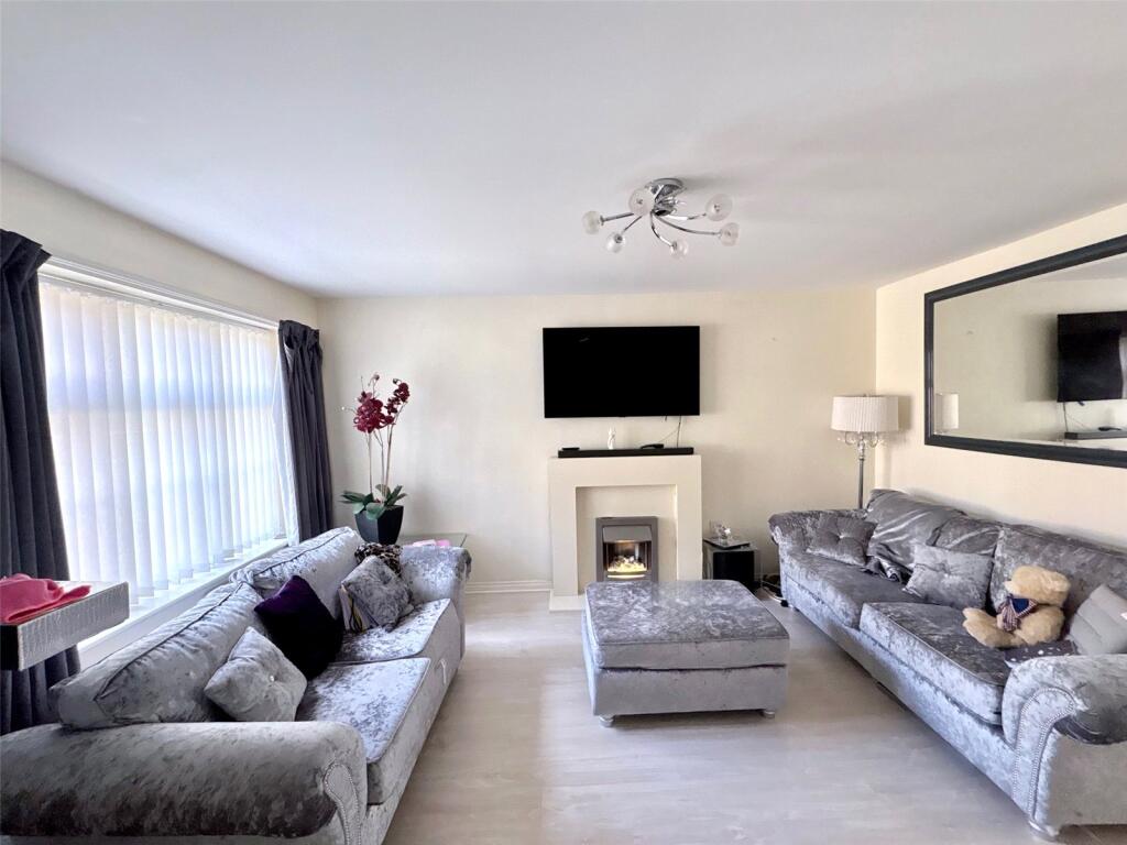 Wavers Marston, Birmingham, West Midlands, B37 photo 4