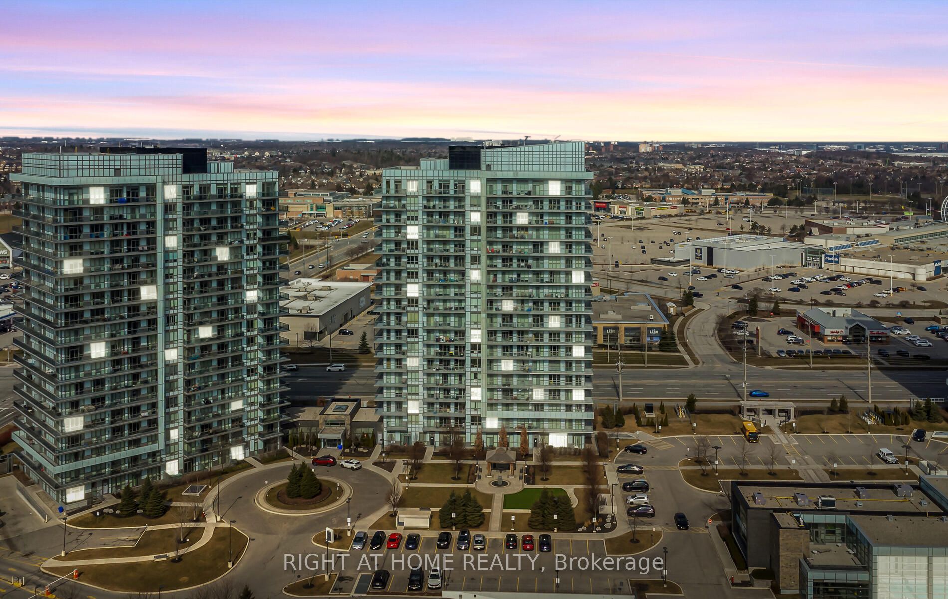 1207-4655 Glen Erin Drive, Mississauga, ON, L5M 0Z1