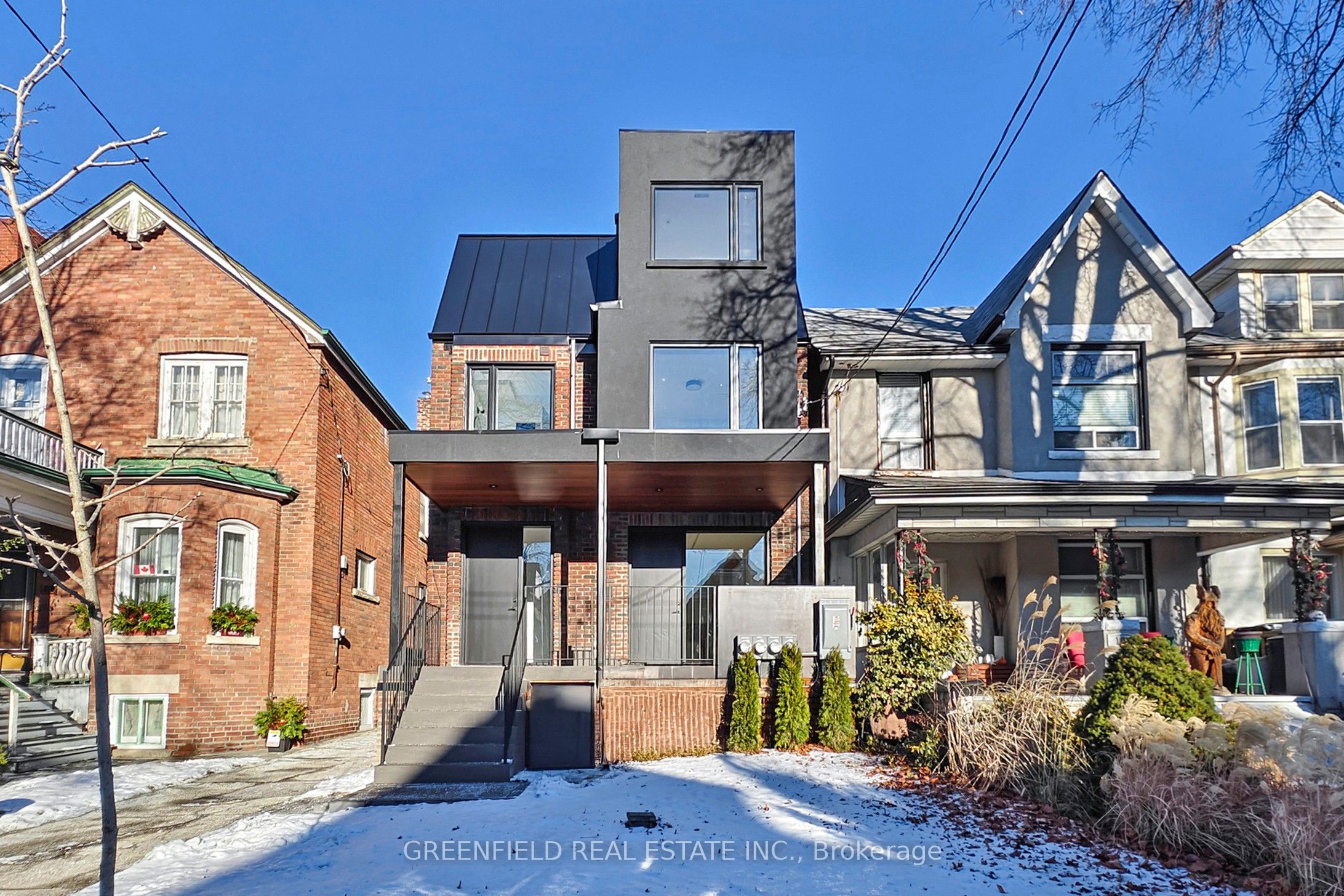 Lower Unit-168 Pearson Avenue, Toronto, ON, M6R 1G5