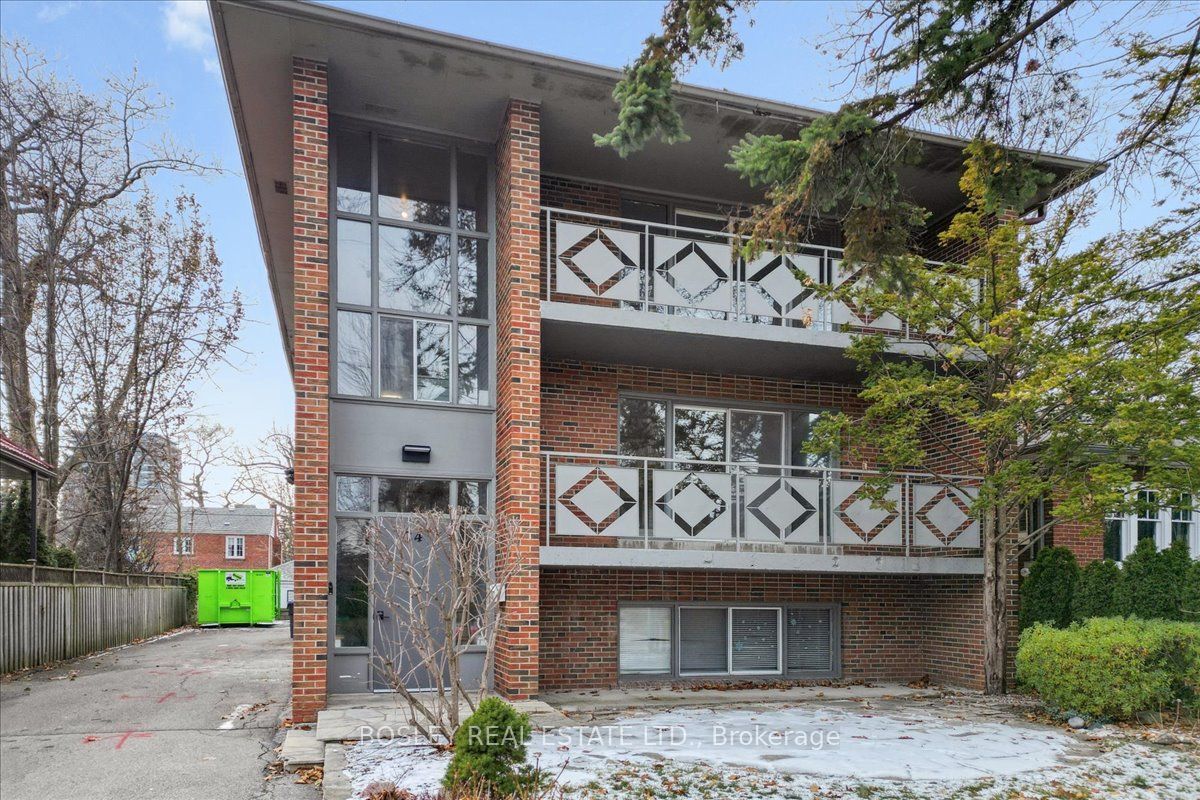 Additional image 5 of 24 Oakwood Avenue N, Mississauga, ON, L5G 3L7