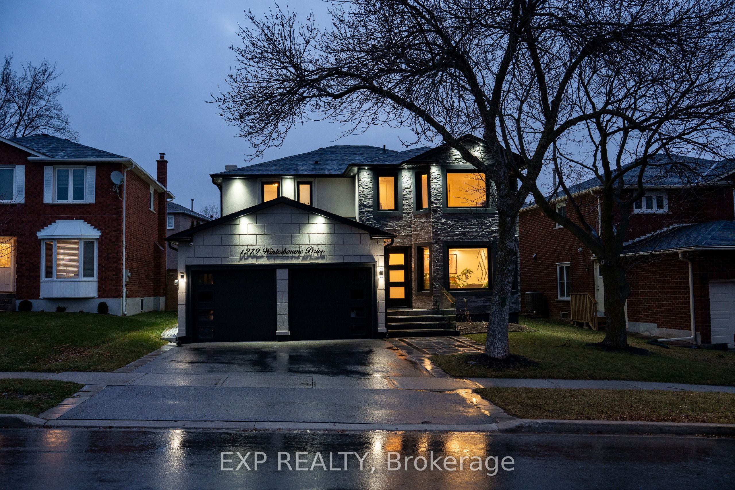 1279 Winterbourne Drive, Oakville, ON, L6J 7E4